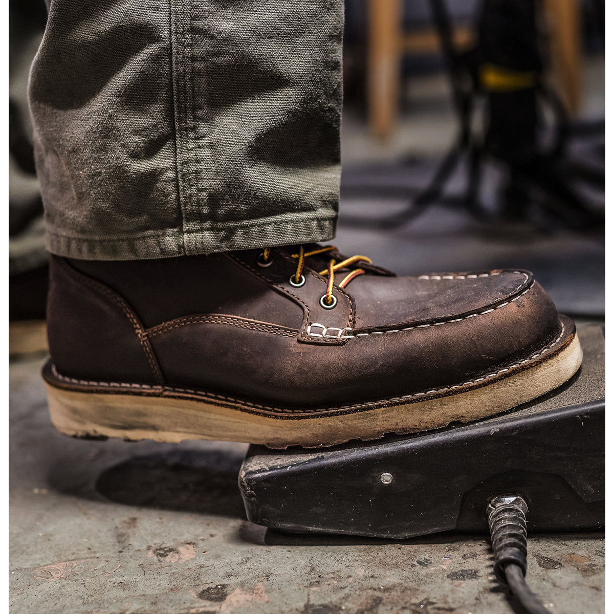 Danner Men's Bull Run Toe 6" Boot in Brown Men's Footwear