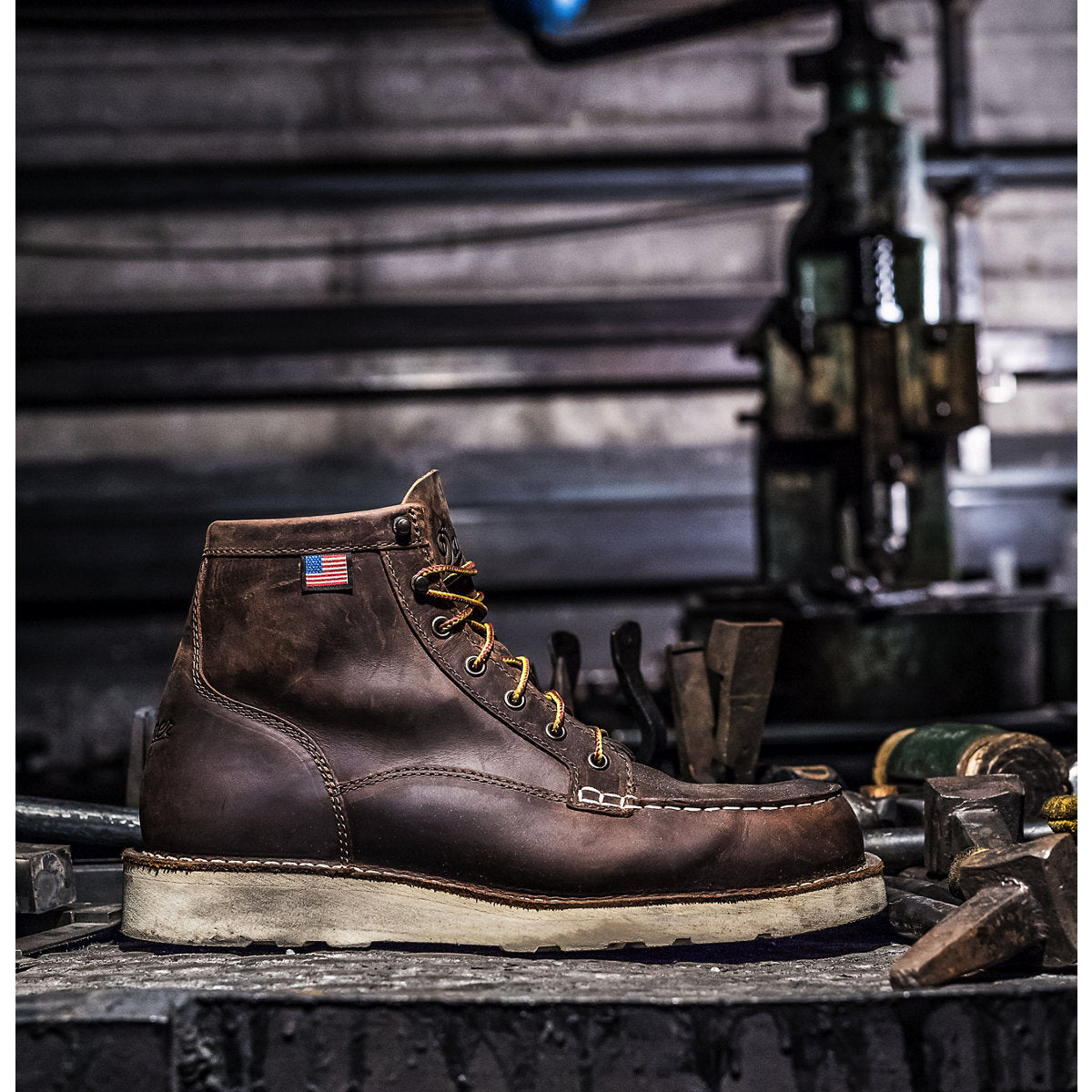 Danner Men's Bull Run Toe 6" Boot in Brown Men's Footwear