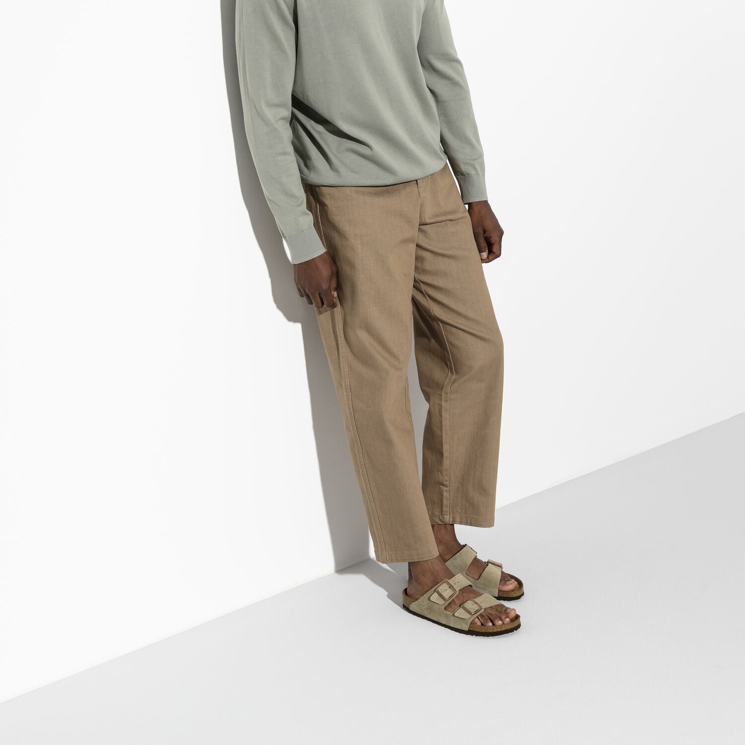 Birkenstock Arizona Suede Leather Soft Footbed Sandal in Taupe Unisex Footwear