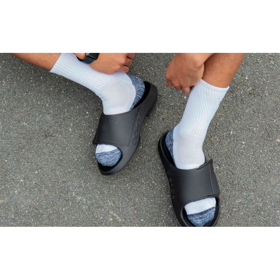 OOFOS Unisex Ooahh Sports Flex Sandals in Black Matte Men's Footwear