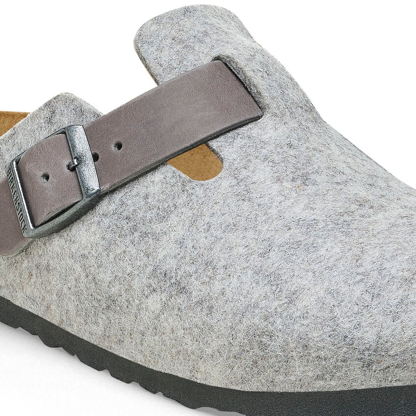 Birkenstock Boston Natural Leather/Felt in Light Grey  Unisex Footwear