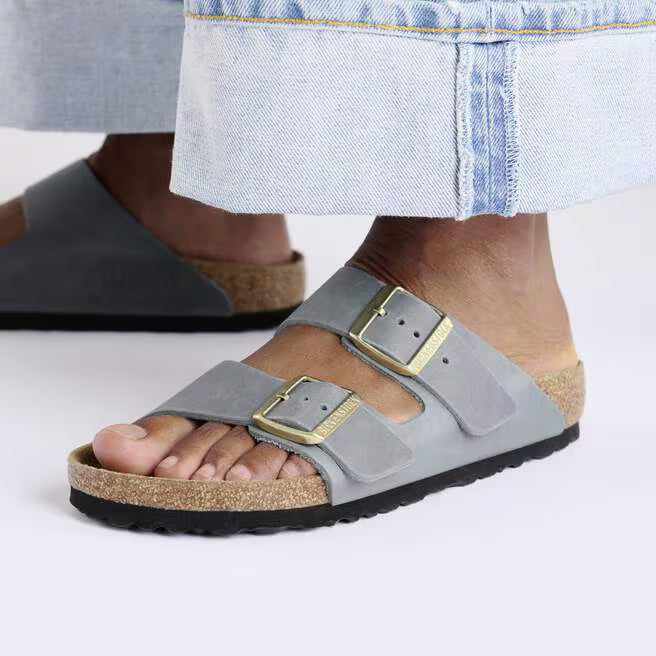#color_basalt-grey