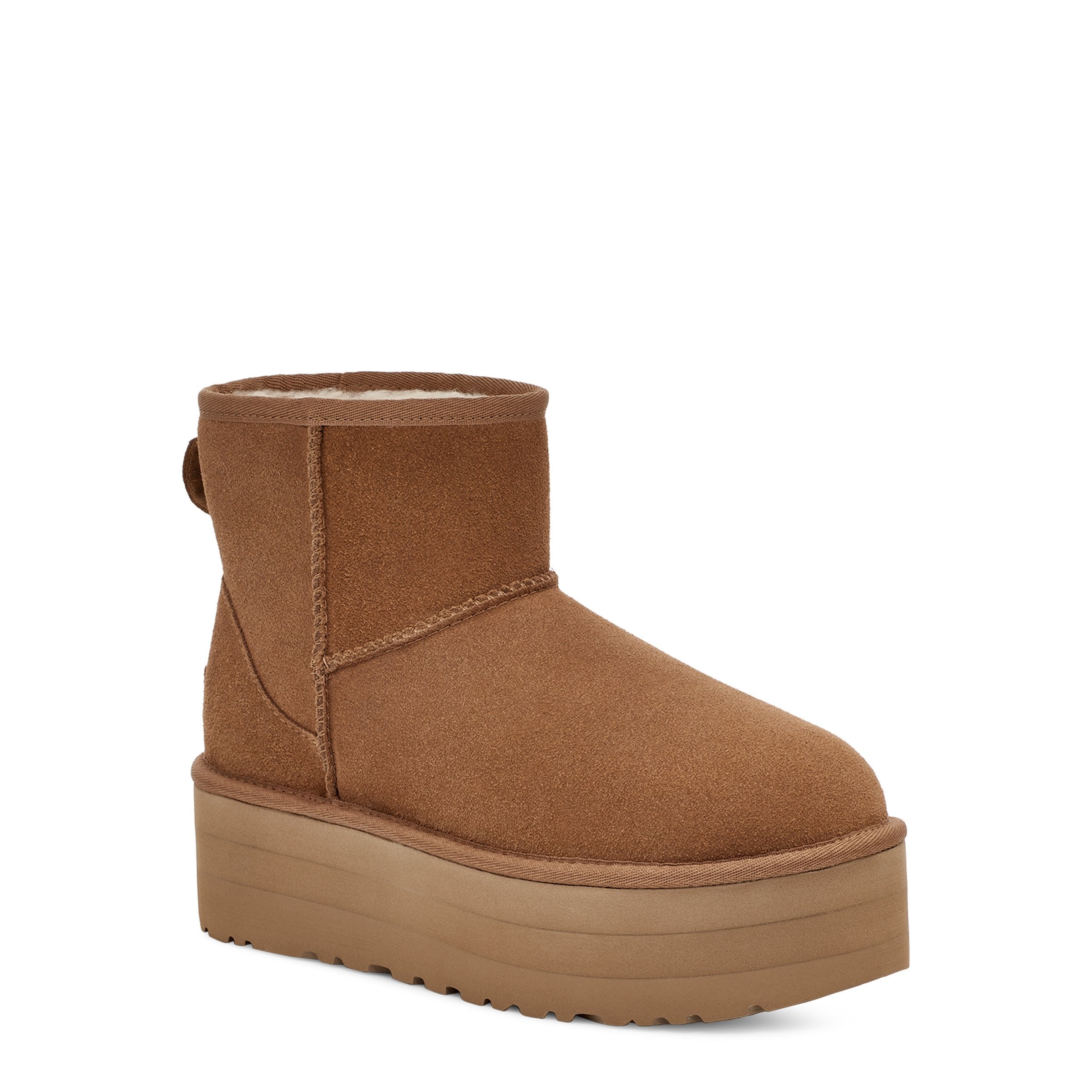 UGG Women's Classic Mini Platform in Chestnut