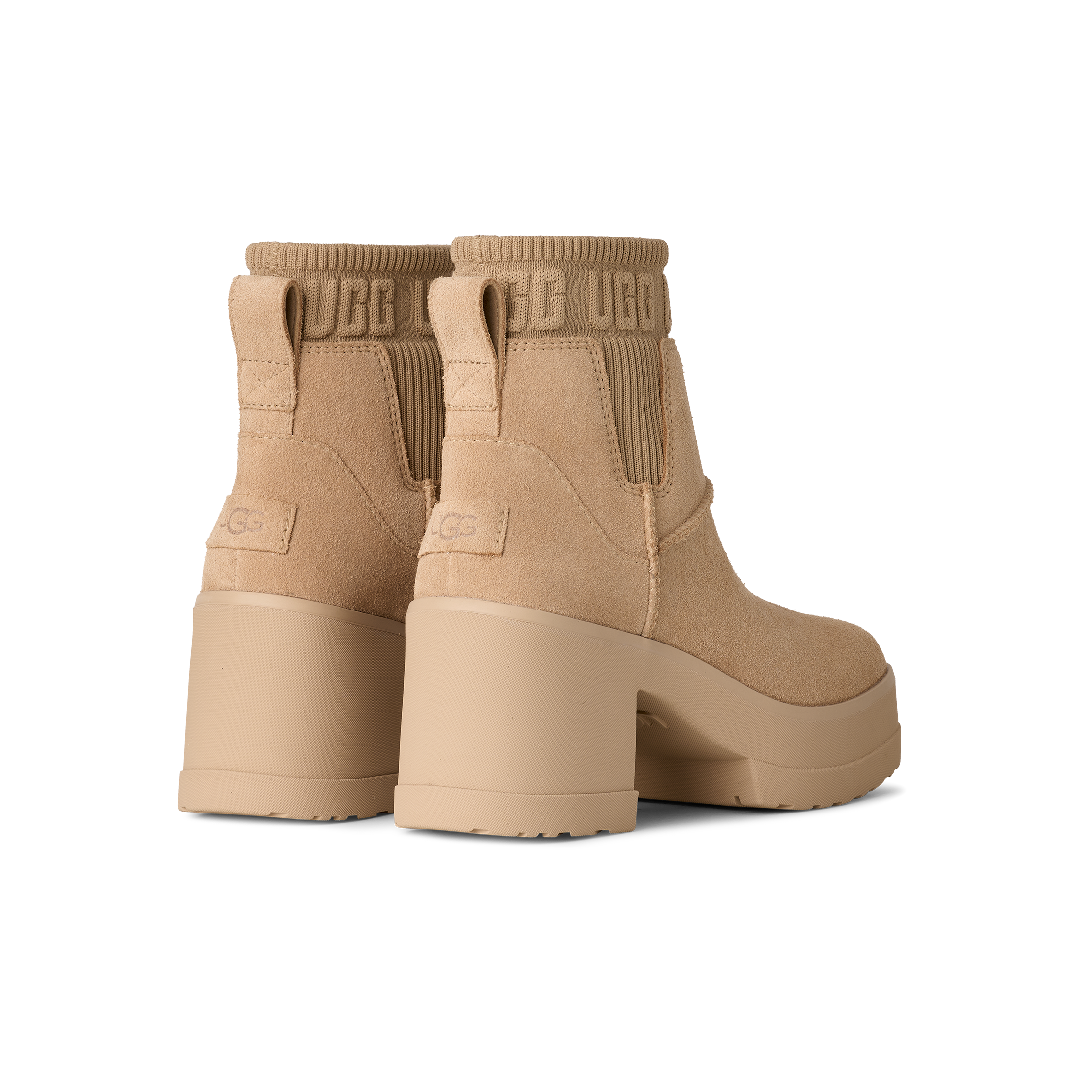 UGG Women's Moxy Chelsea | Sand