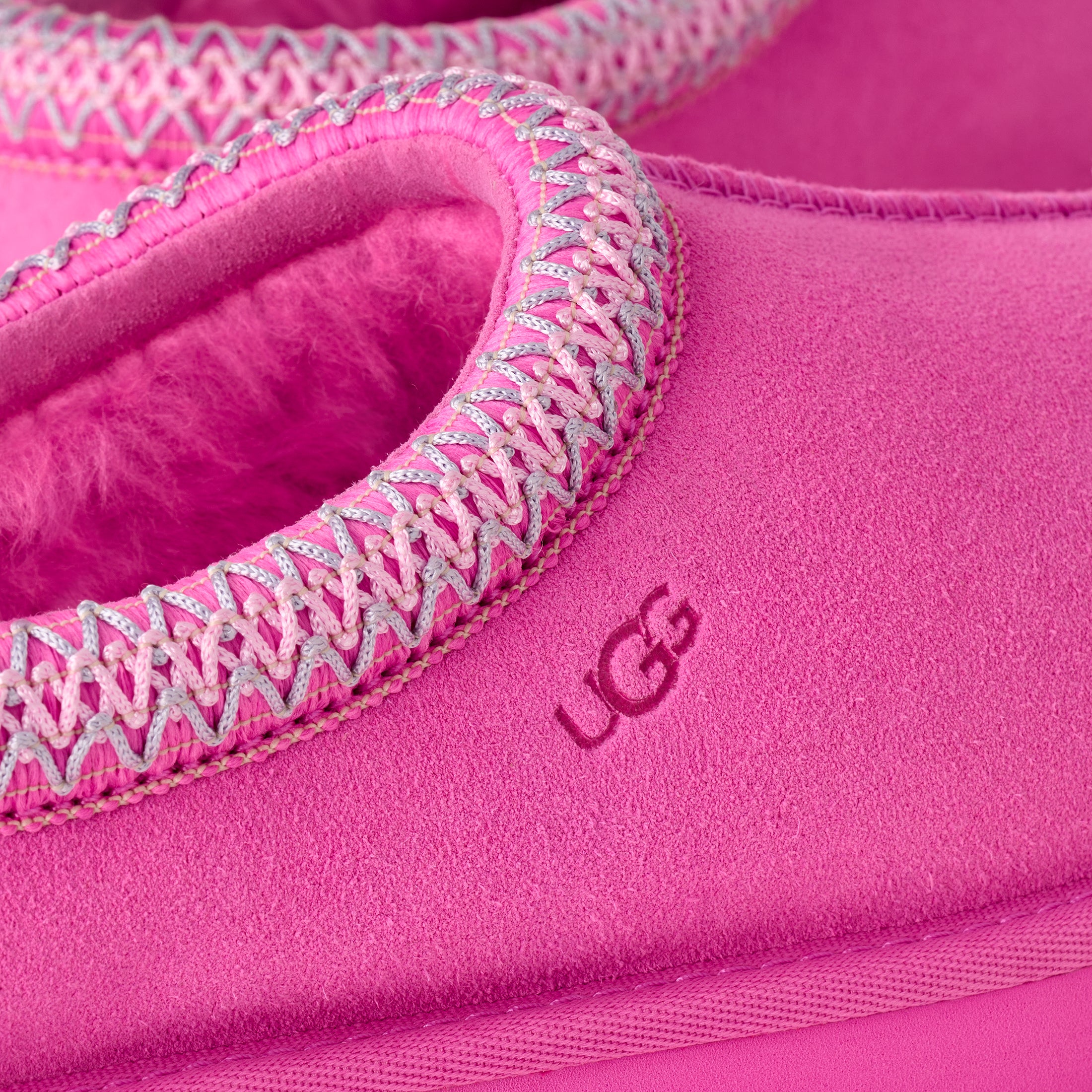 #color_bright-fuchsia