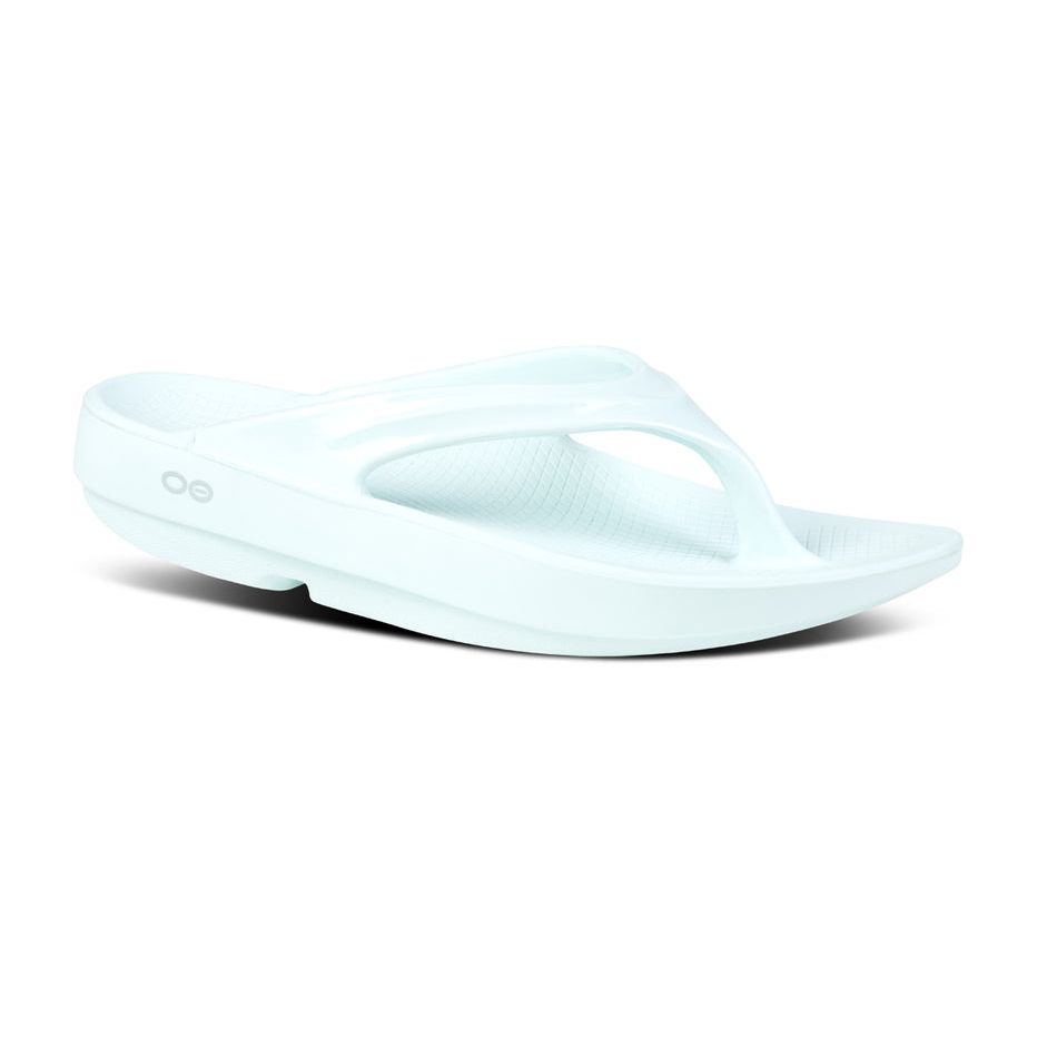 OOFOS Women's OOlala Thong Sandal in Ice