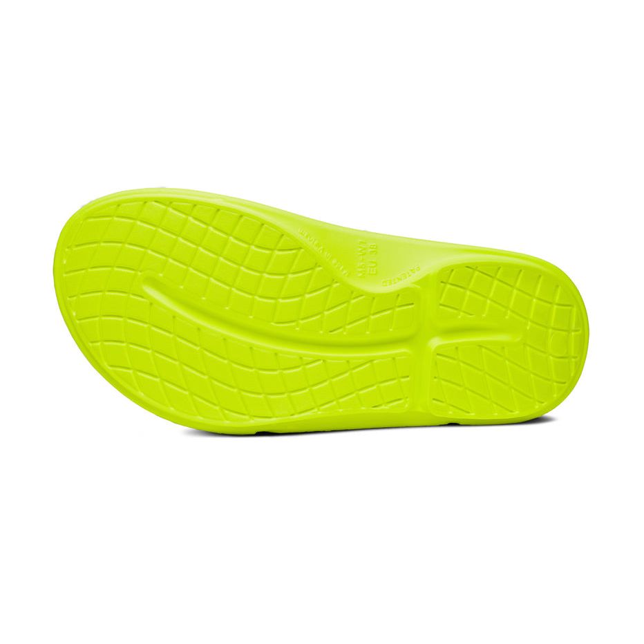 OOFOS Unisex Ooahh Sports Flex Sandals in Electro