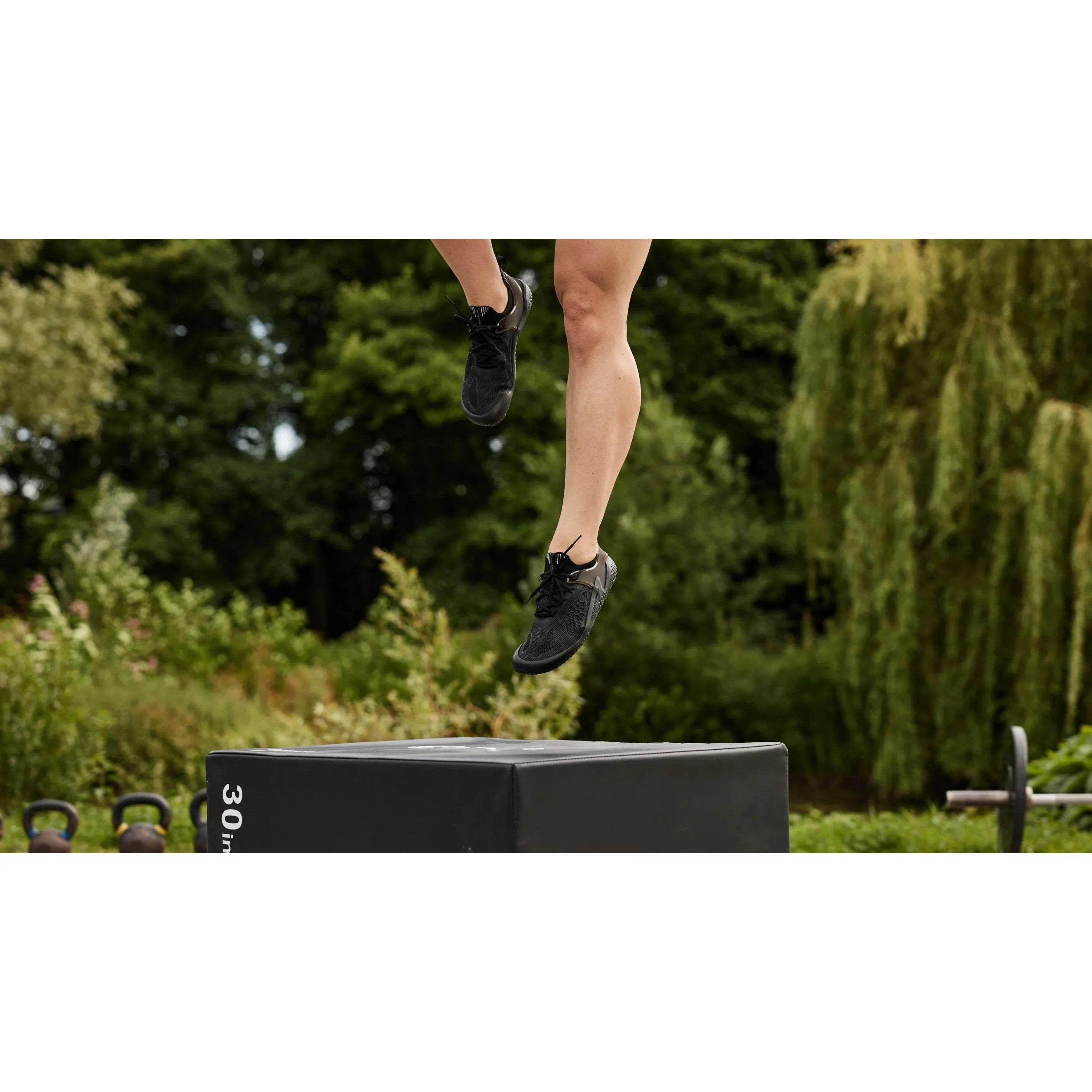Vivobarefoot Women's Motus Strength in Obsidian Vivobarefoot Women's Motus Strength in Obsidian