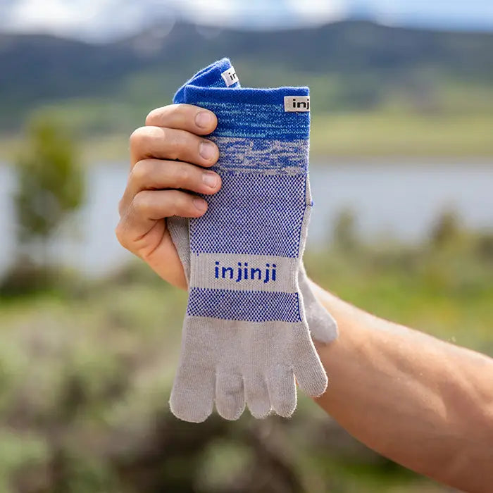 Injinji Men's Trail Midweight Mini-Crew in Neptune