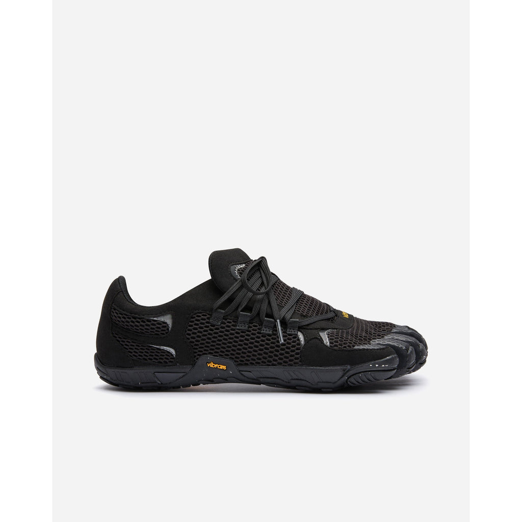 25M1801_Roadaround_2_Black_Ref