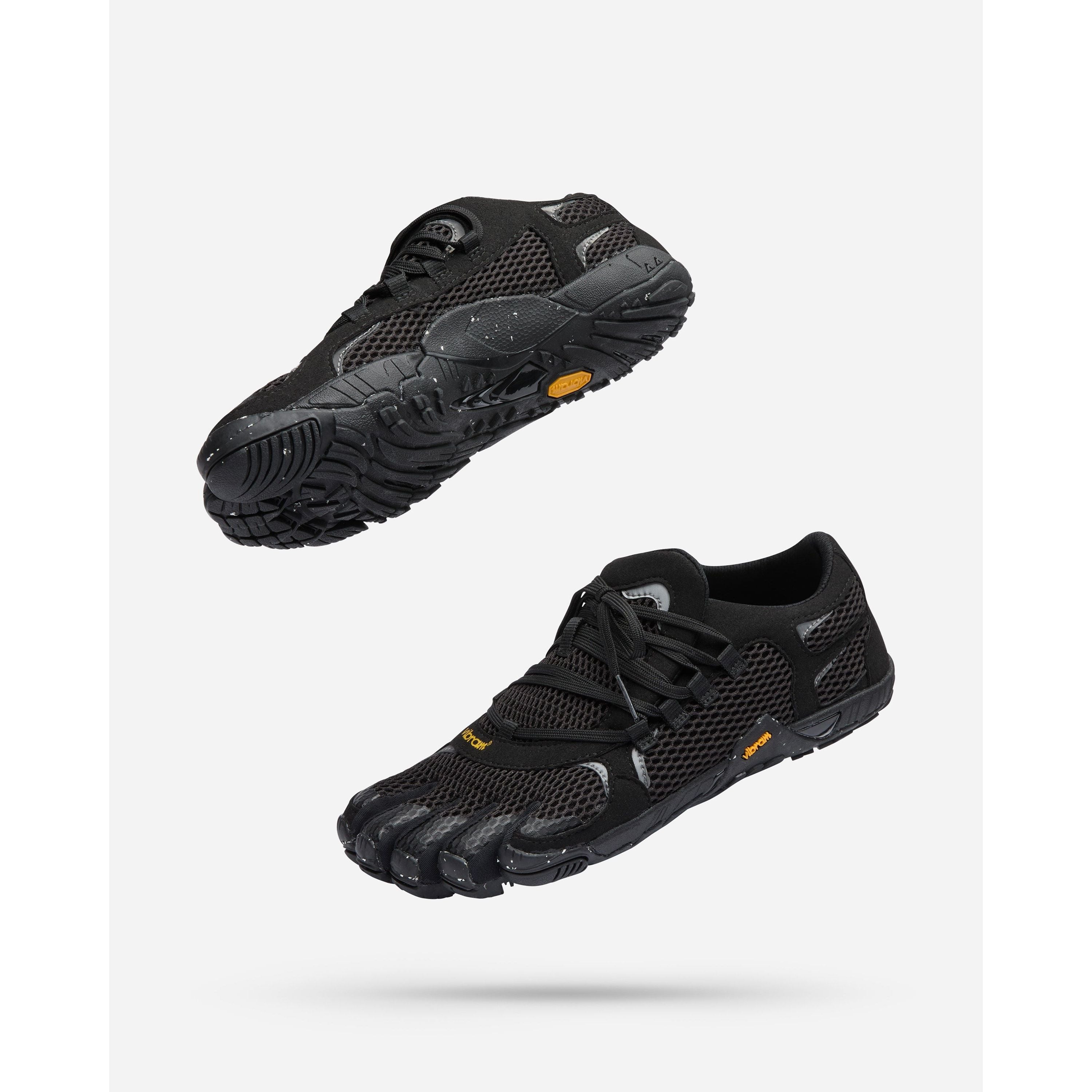 #color_black-reflective