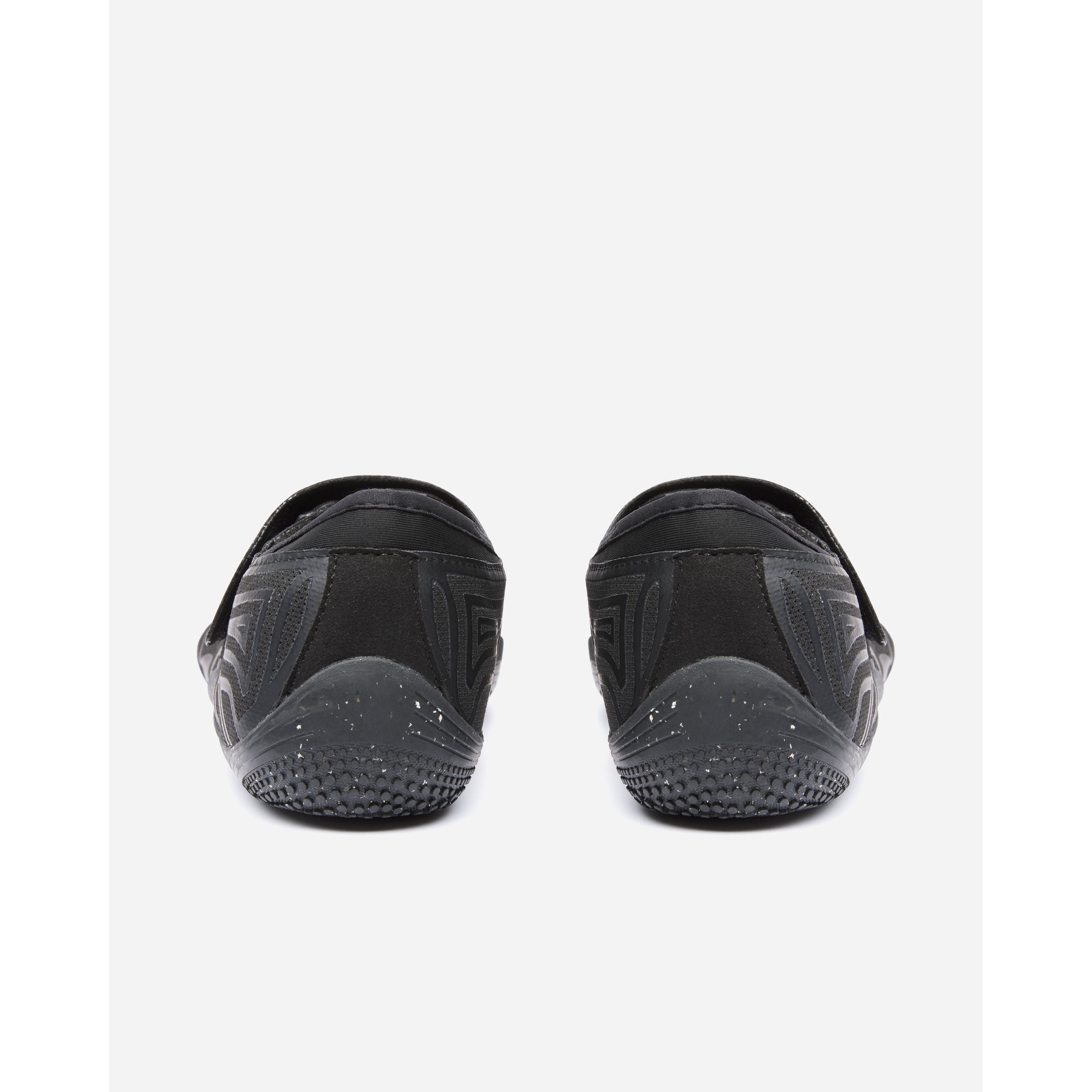 poorsole　71/4 Vibram Women's Groundsplay in Black
