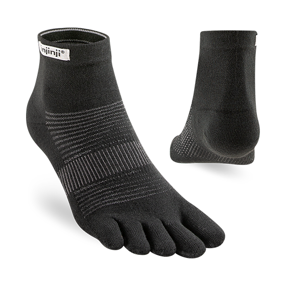 Injinji Men's Run Lightweight Mini-Crew in Black  Socks