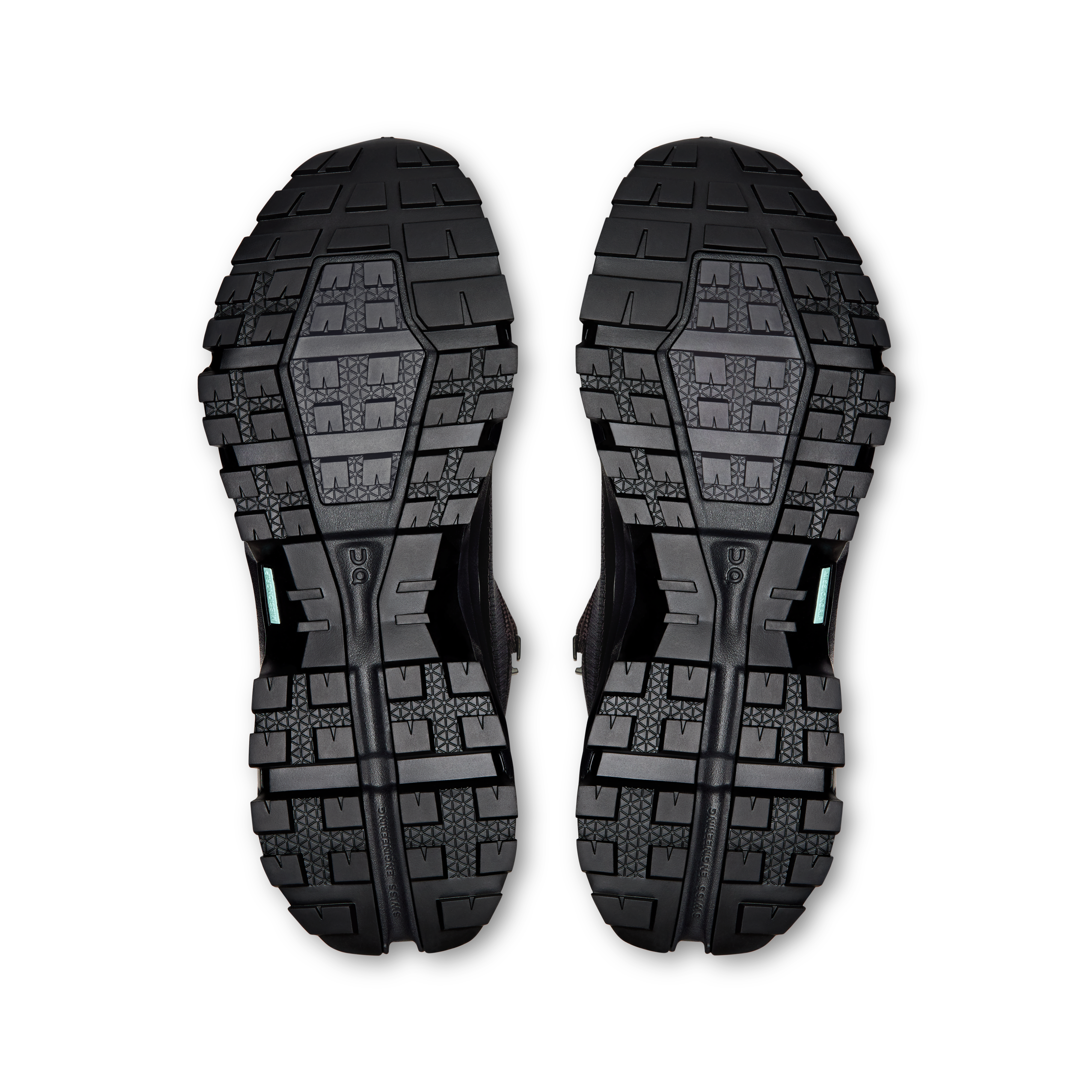 On Running Cloudrock Mid Waterproof