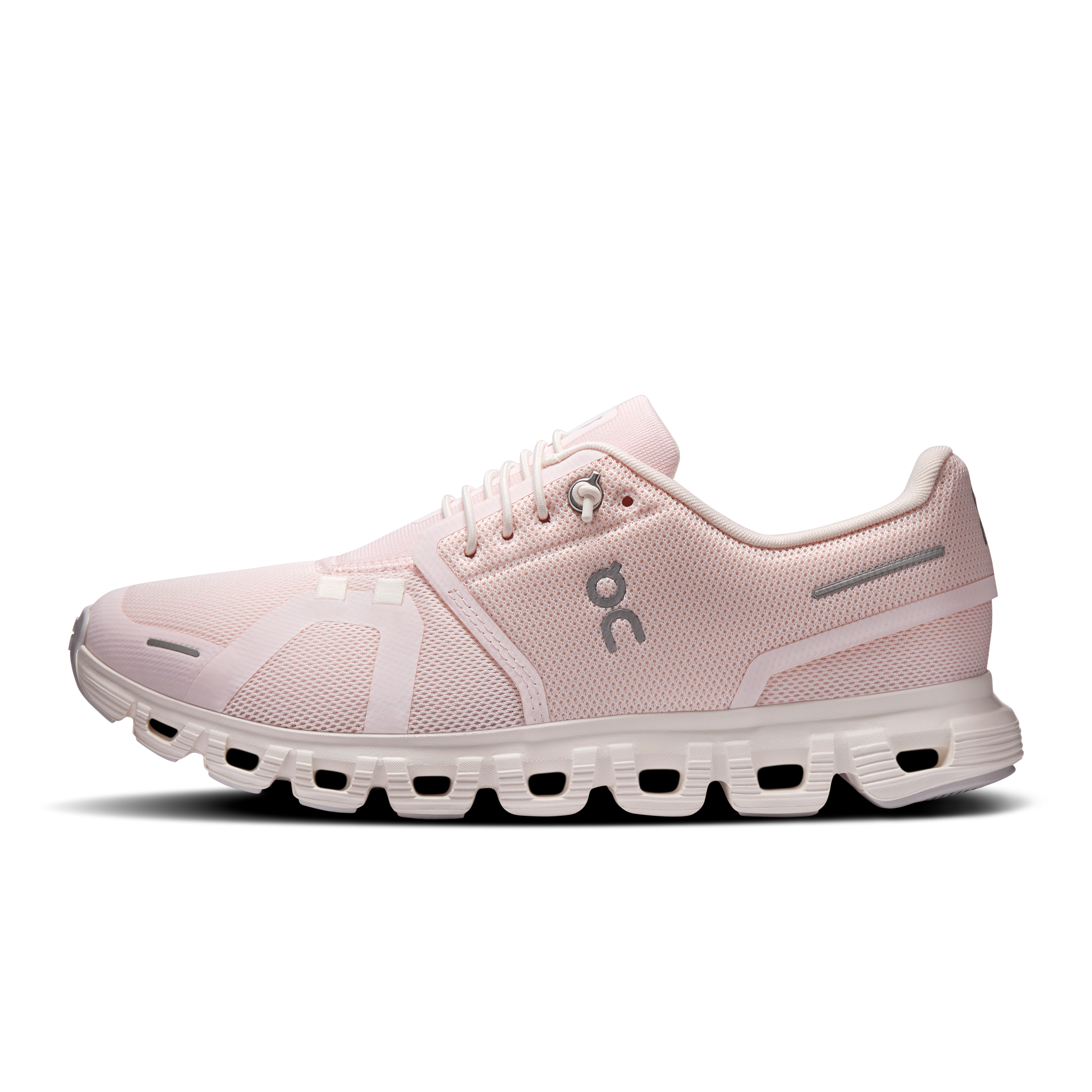 On Running Women's Cloud 6 in Salt/Gardenia