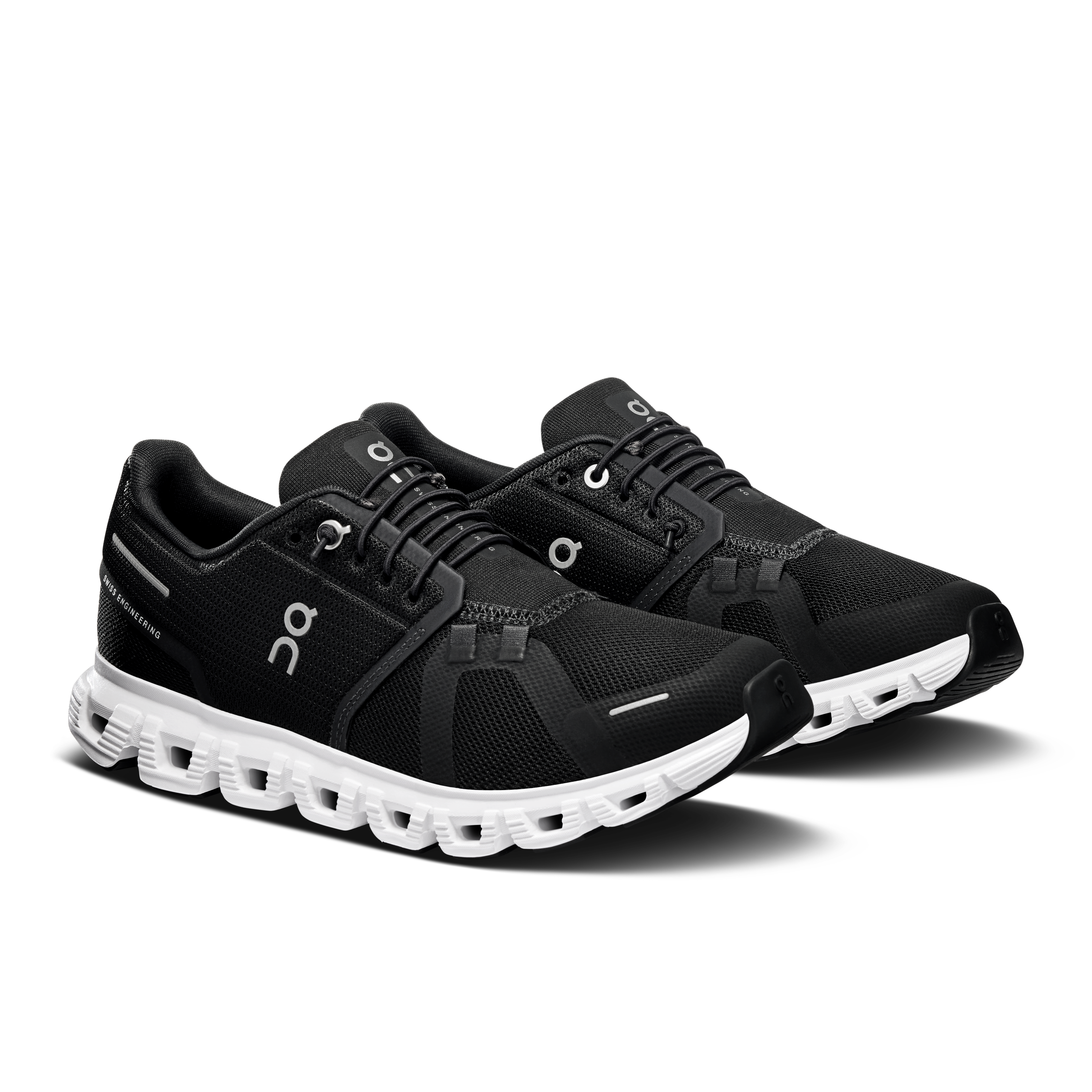 On Running Women's Cloud 6 Wide in Black/White