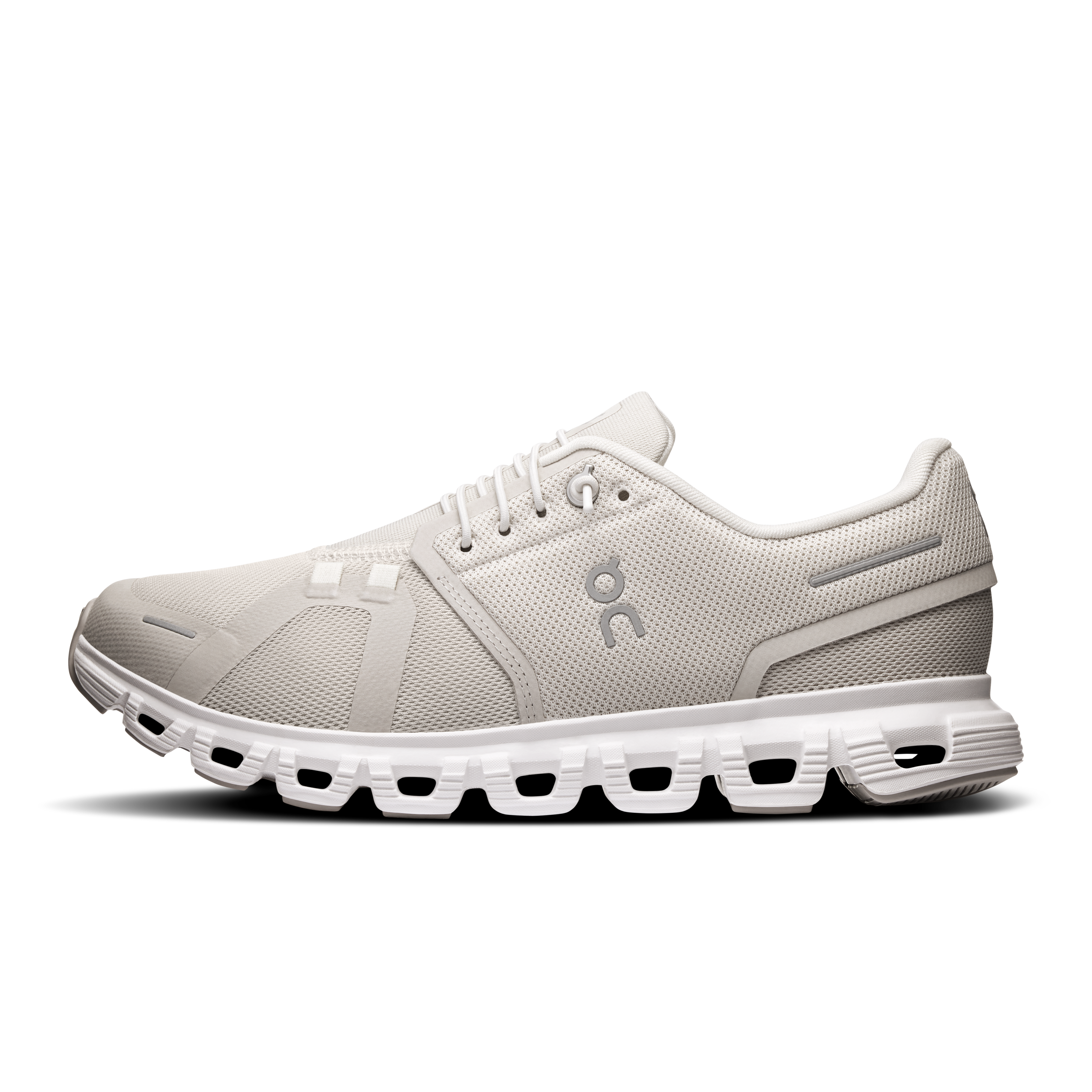 On Running Women's Cloud 6 Wide in Pearl/White