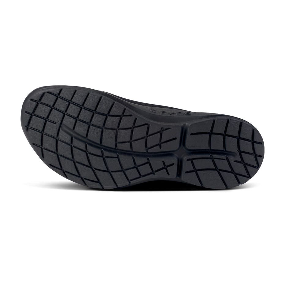 OOFOS Women's OOMG Sport Low Shoe in Black