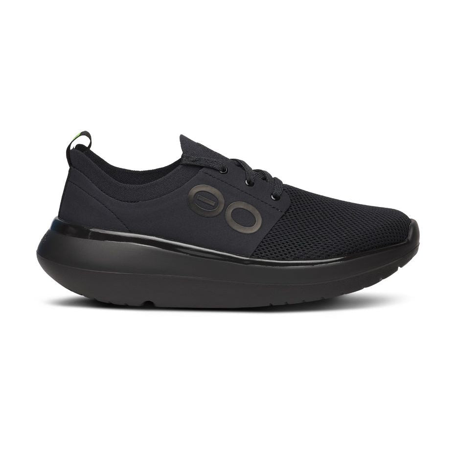 OOFOS Women's OOMY Stride Shoe in Black