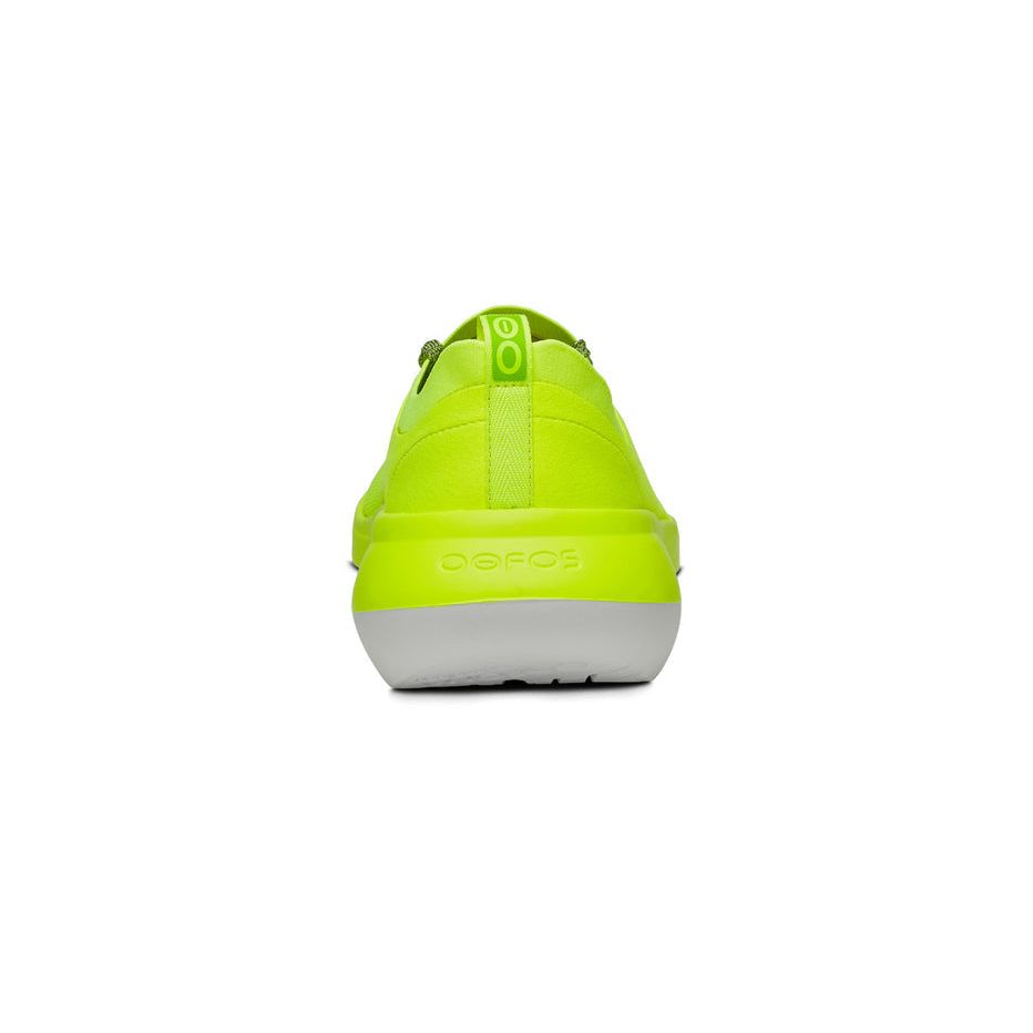 OOFOS Men's OOMY Stride Shoe in Electro
