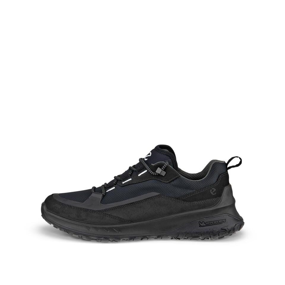 ECCO Men's Ult-Trn Nubuck Waterproof Hiking Shoe in Black