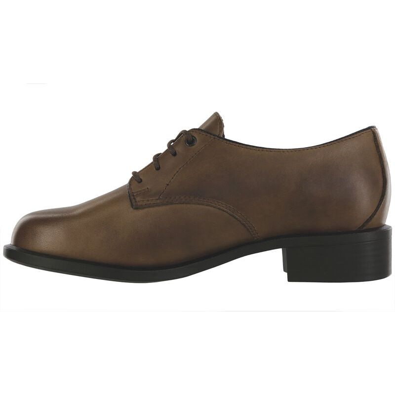 SAS Women's Annex Oxford Dress Shoe in Darkwood