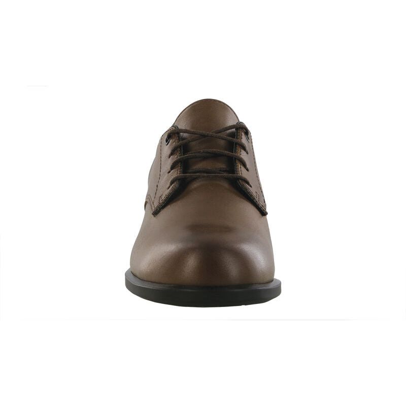SAS Women's Annex Oxford Dress Shoe in Darkwood