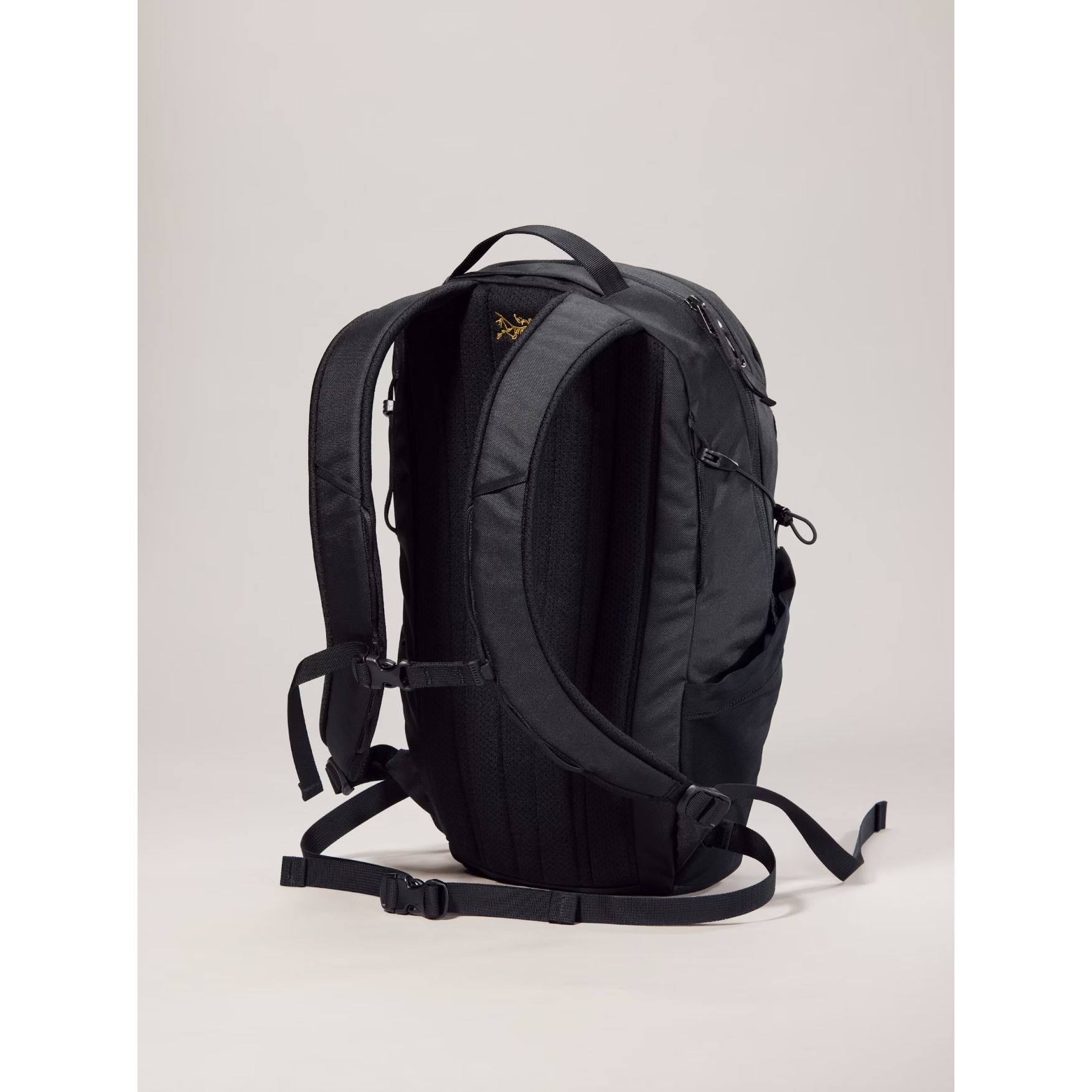 Arc'teryx Mantis 16 Backpack - Black Arc'teryx Mantis 16 Backpack - Black