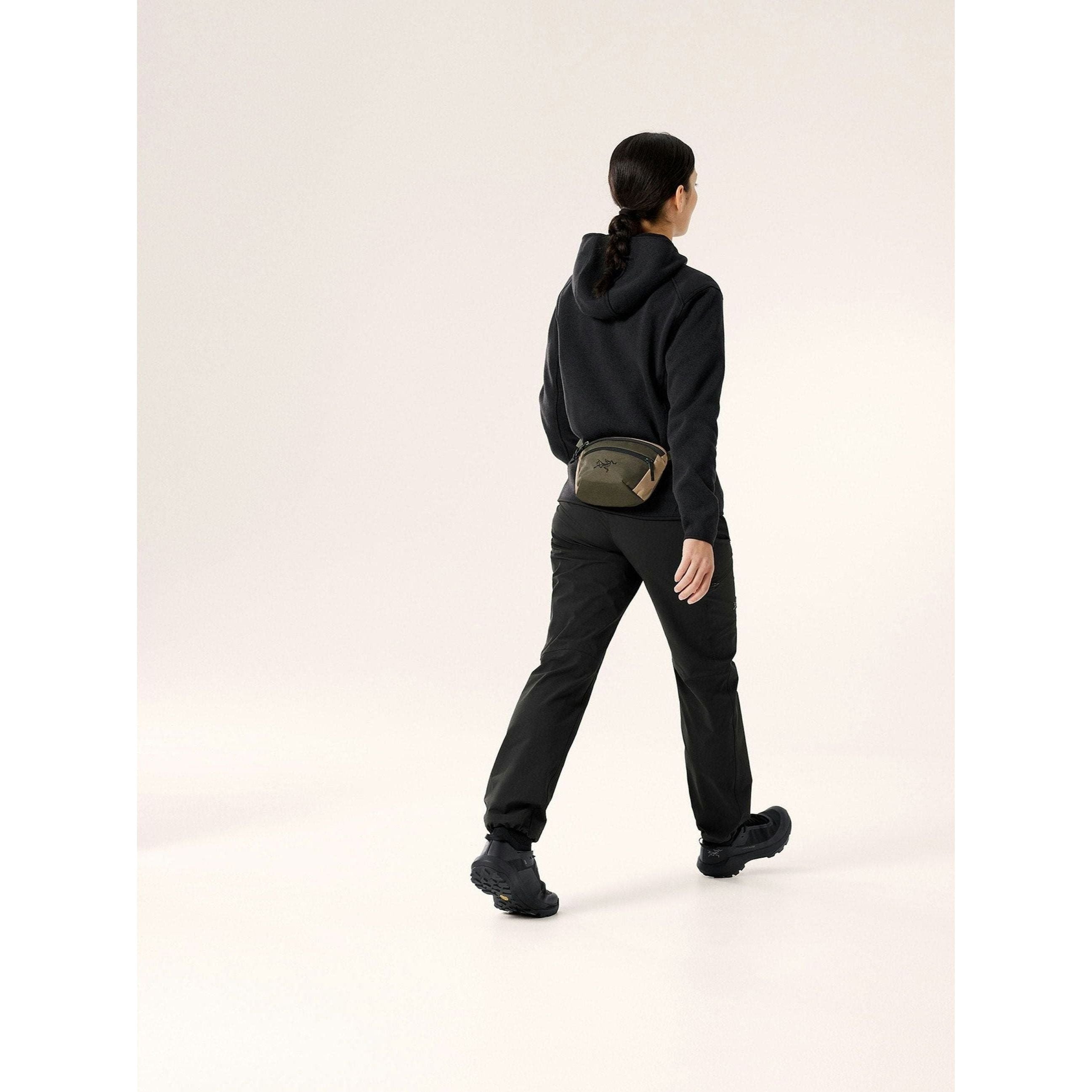 #color_tatsu-canvas-black