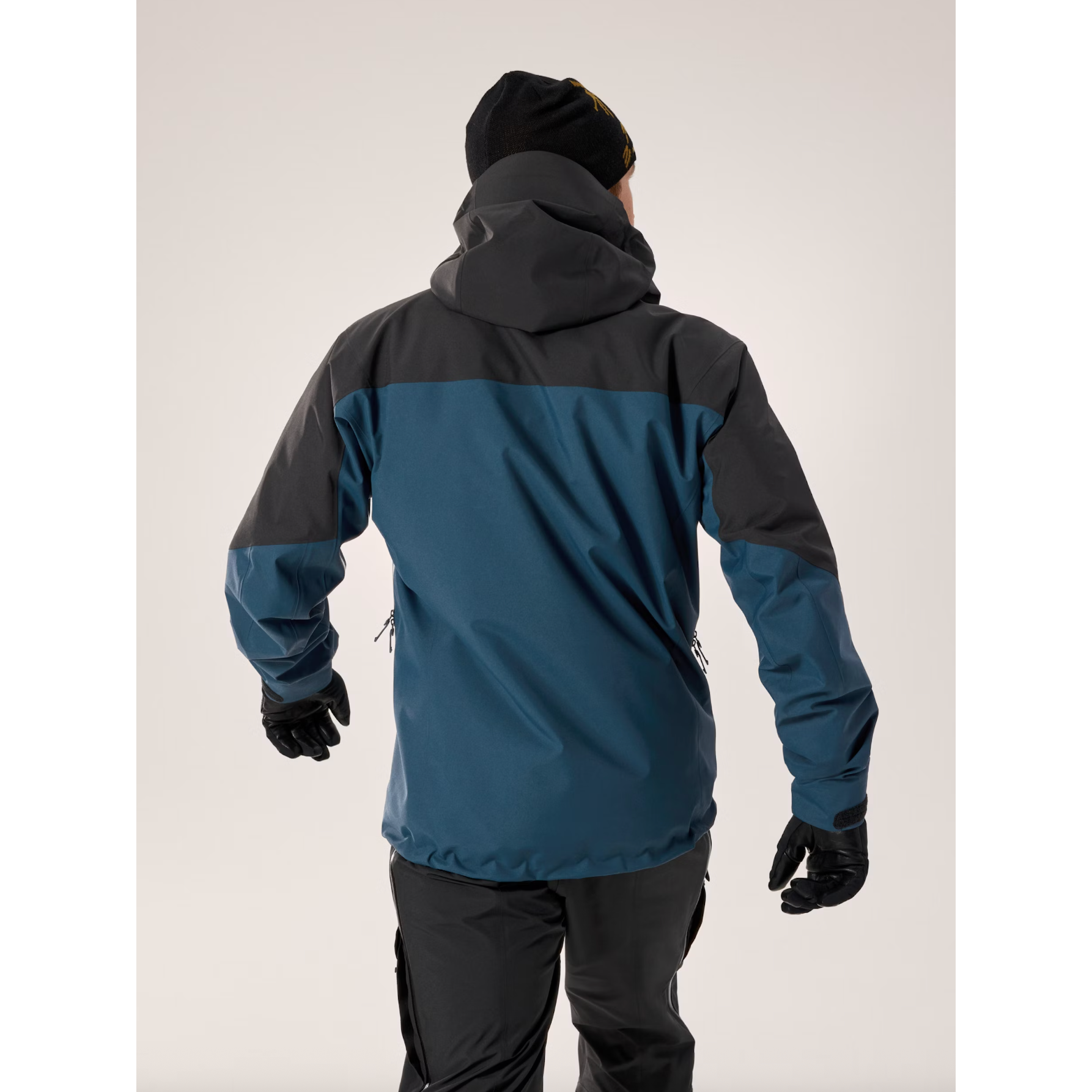 Arc'teryx Men's Alpha SV Jacket in Lodestar