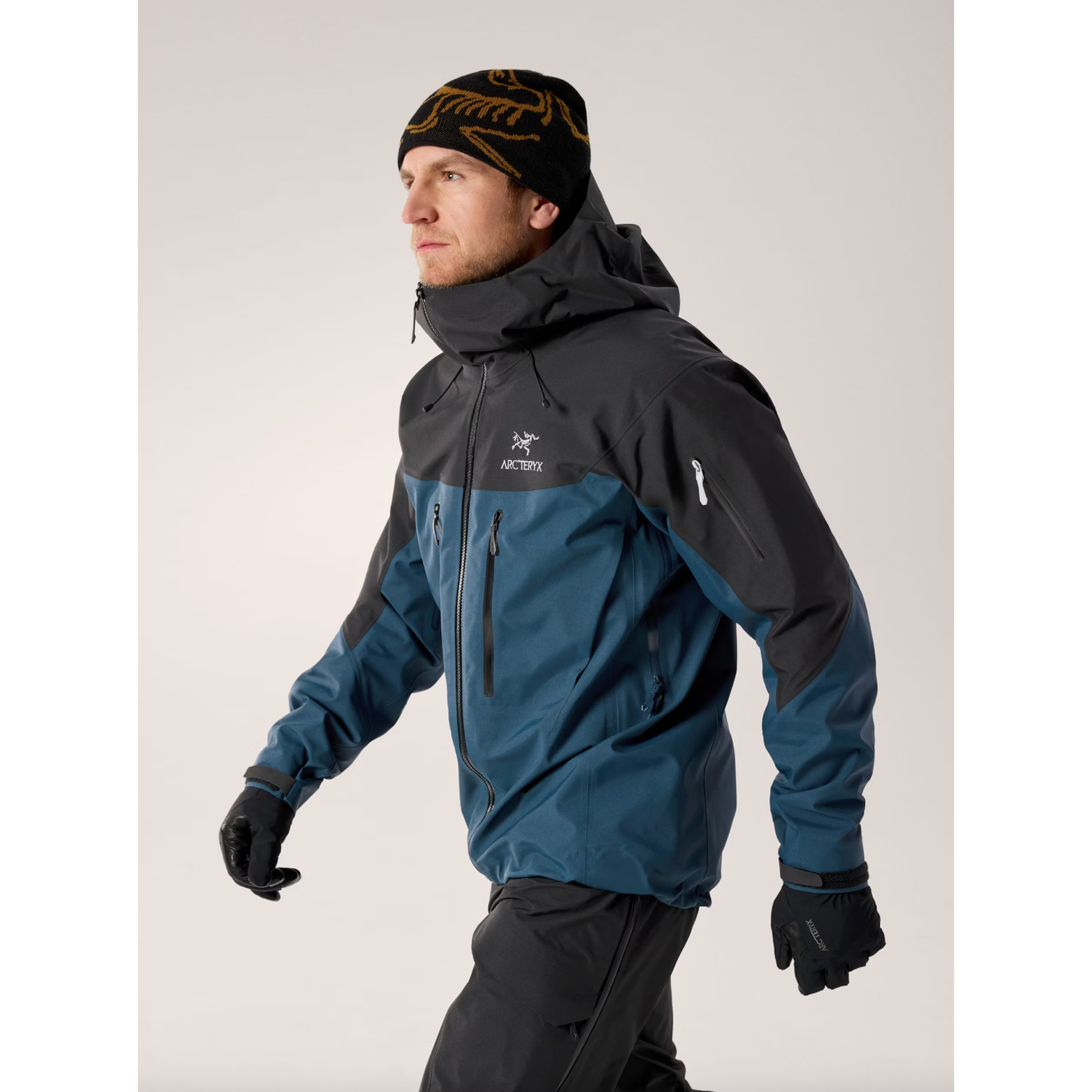 Arc'teryx Men's Alpha SV Jacket in Lodestar
