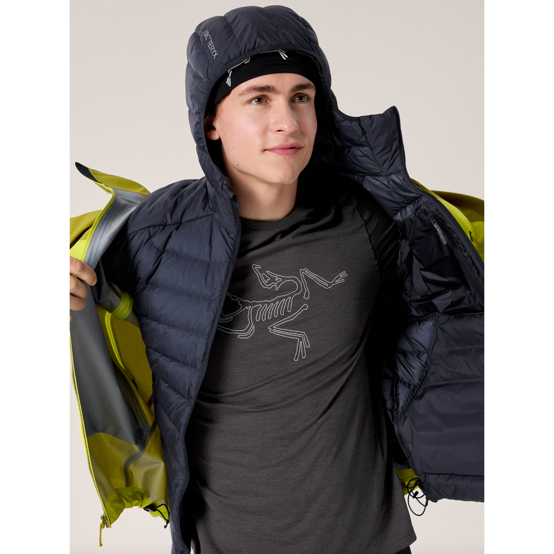 Arc'teryx Men's Cerium Hoody in Black Sapphire