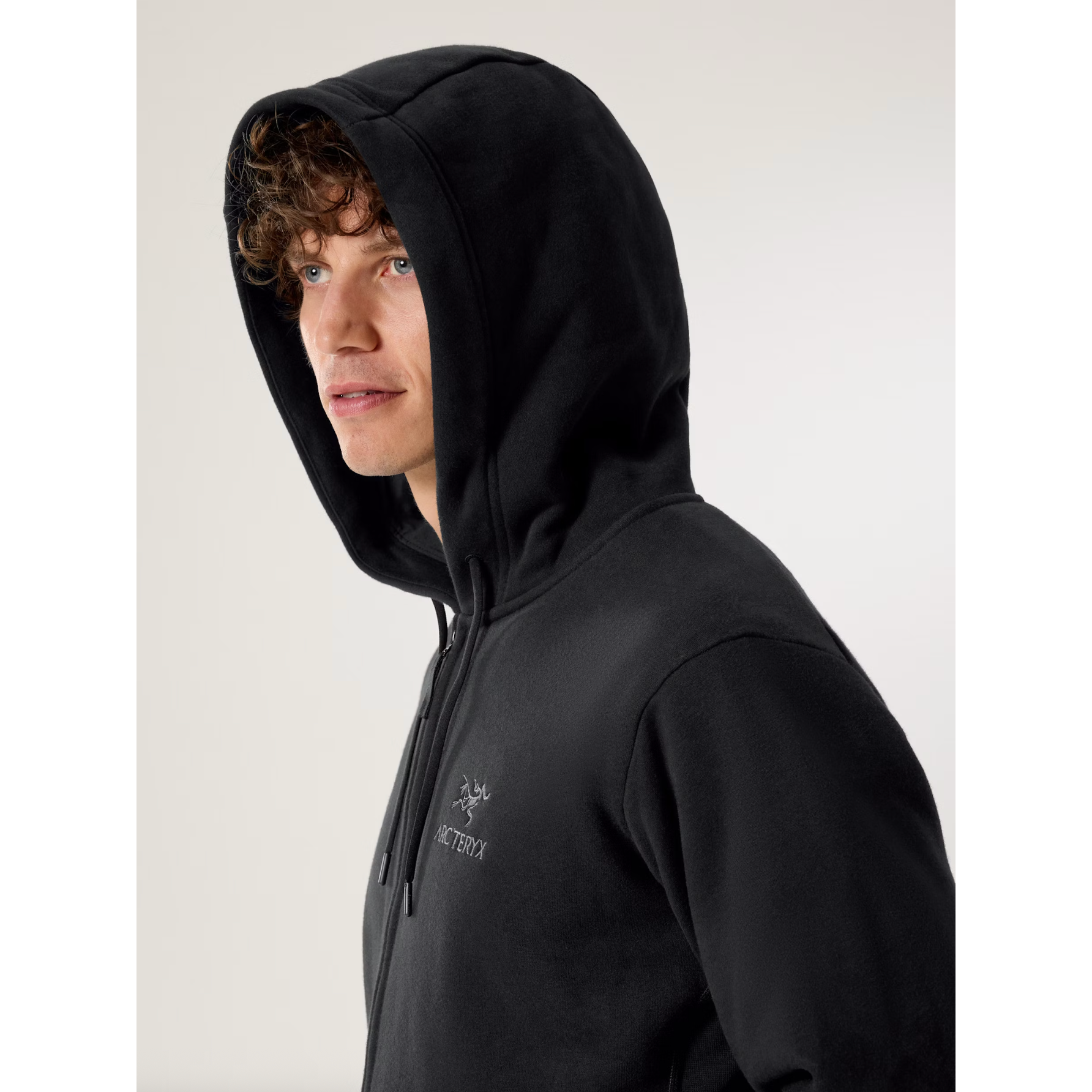 Arc'teryx Men's Emblem Fleece Full Zip Hoody in Black