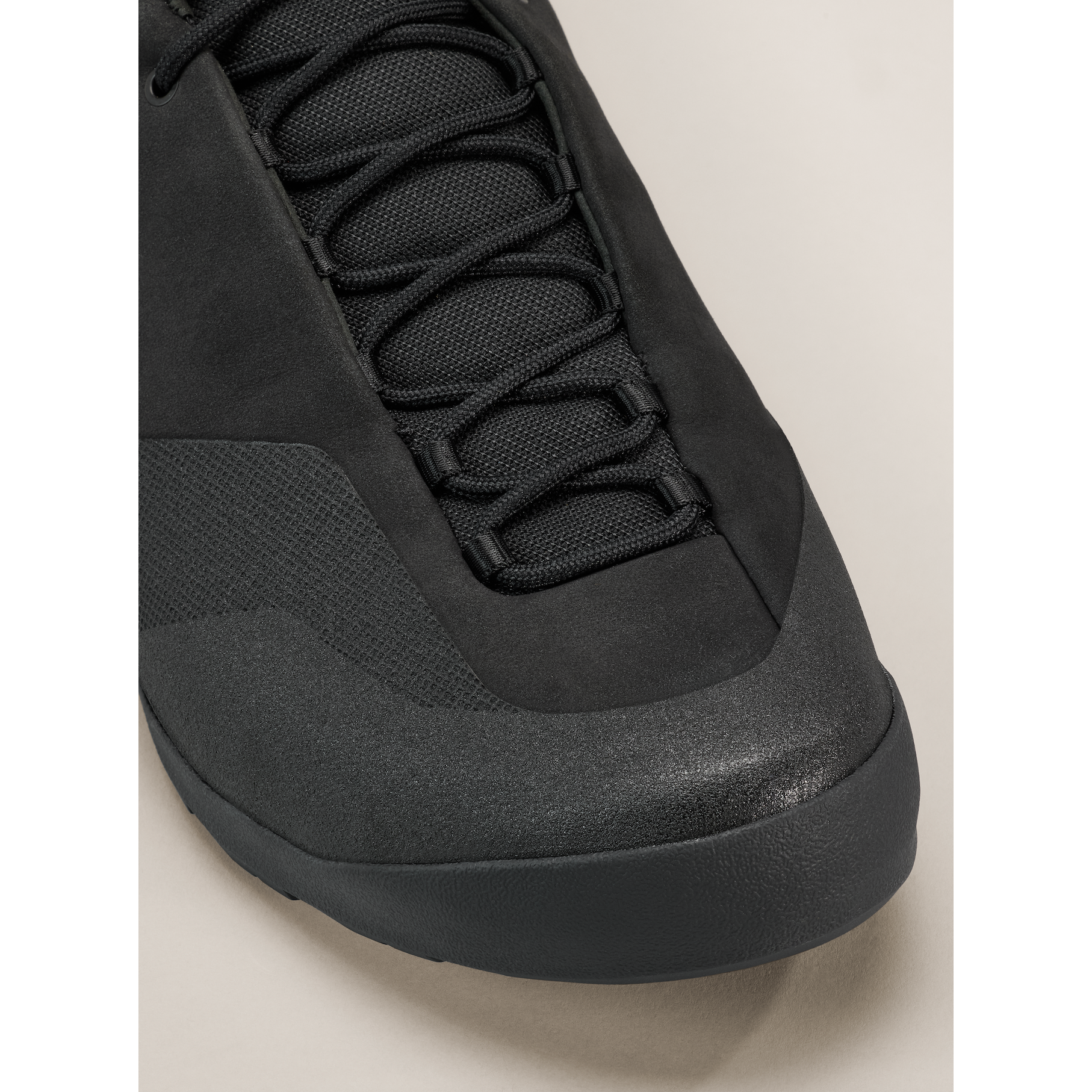 Arc'teryx Men's Konseal GTX in Black/Black