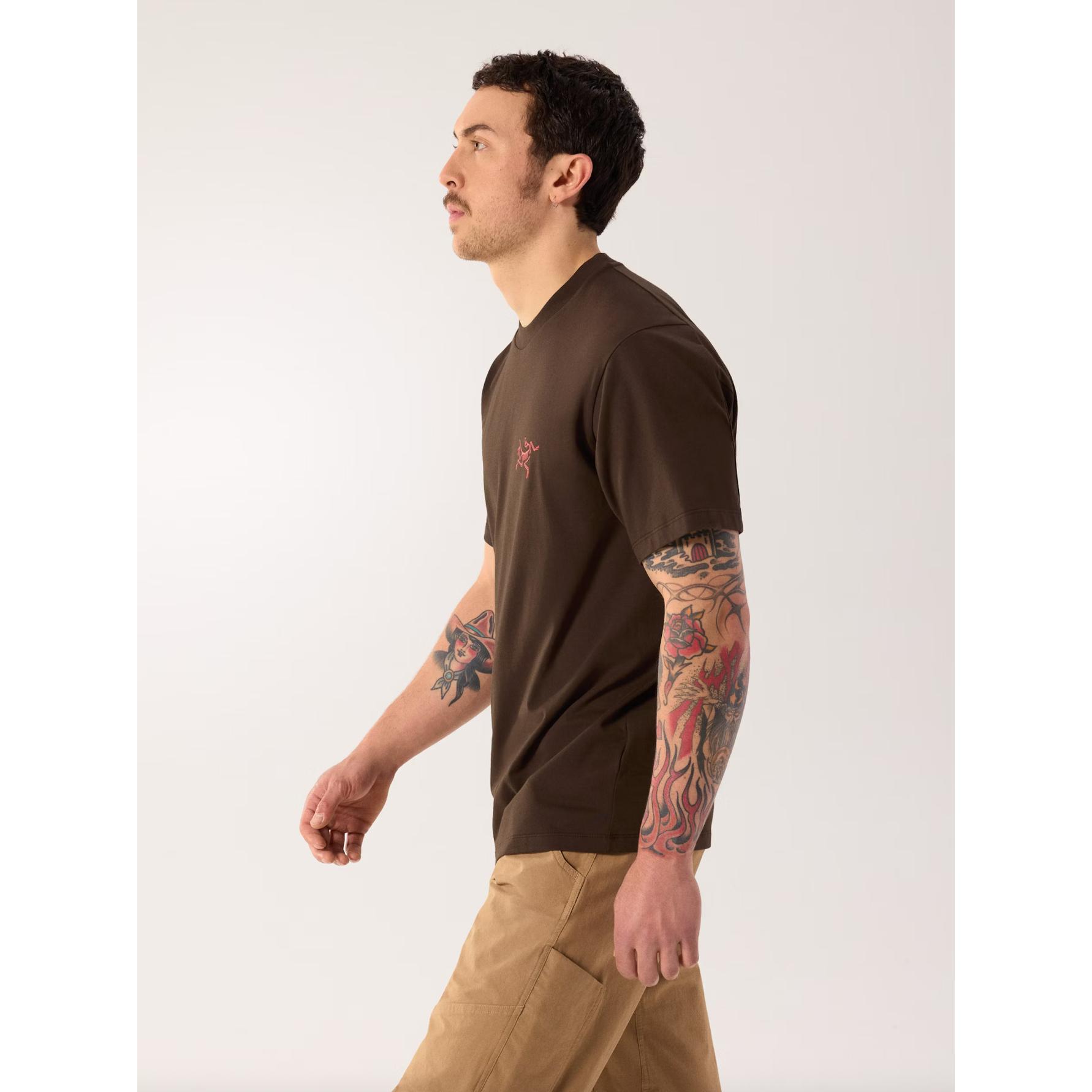 #color_carob-dynasty