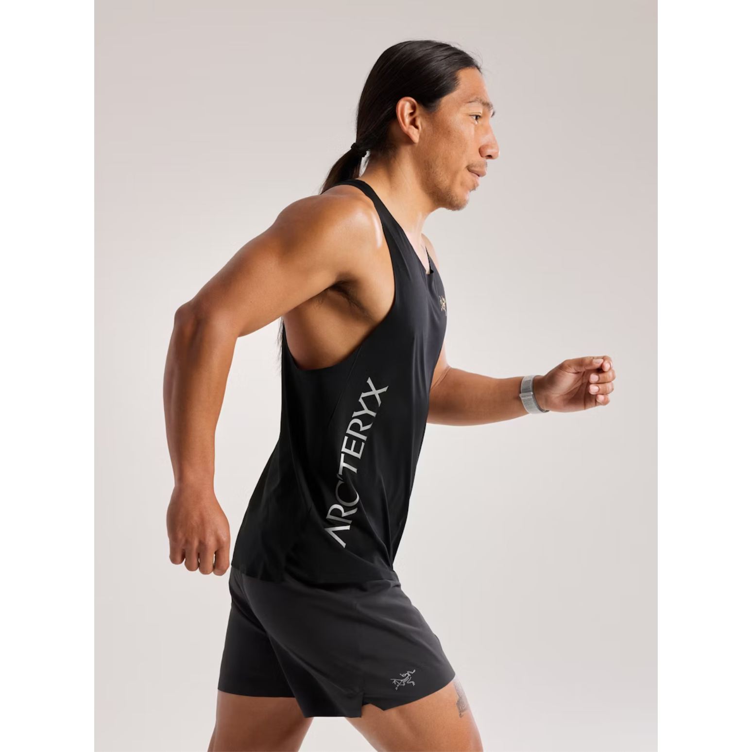 ARC'TERYX ノーバン　ダウンワードロゴ　タンク　メンズ S/P Arc'teryx Men's Norvan Downword Logo Tank