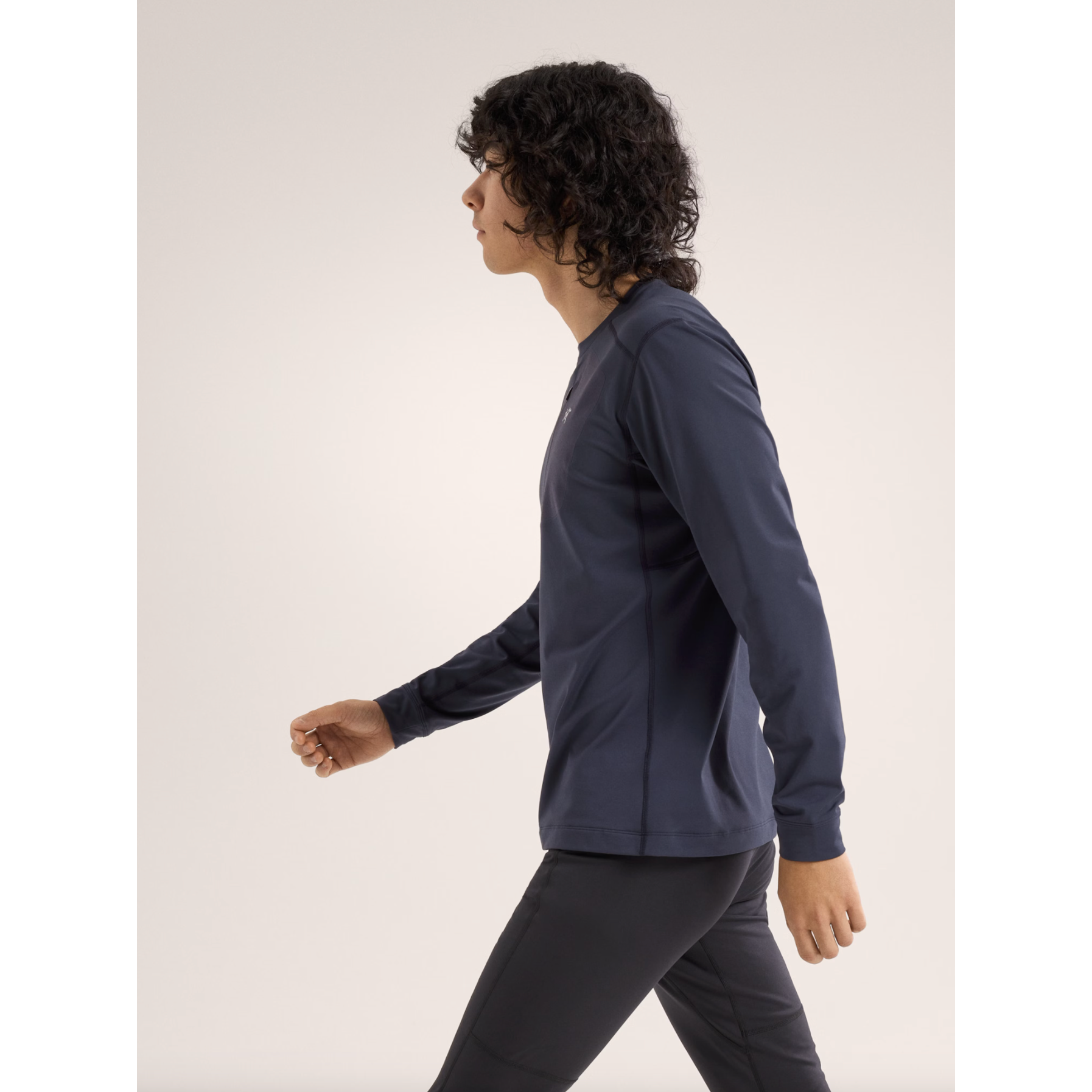 #color_black-sapphire