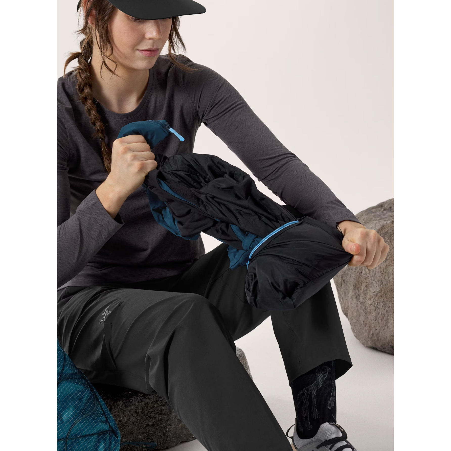 Arc'teryx Women's Atom Hoody | Midnight Frost