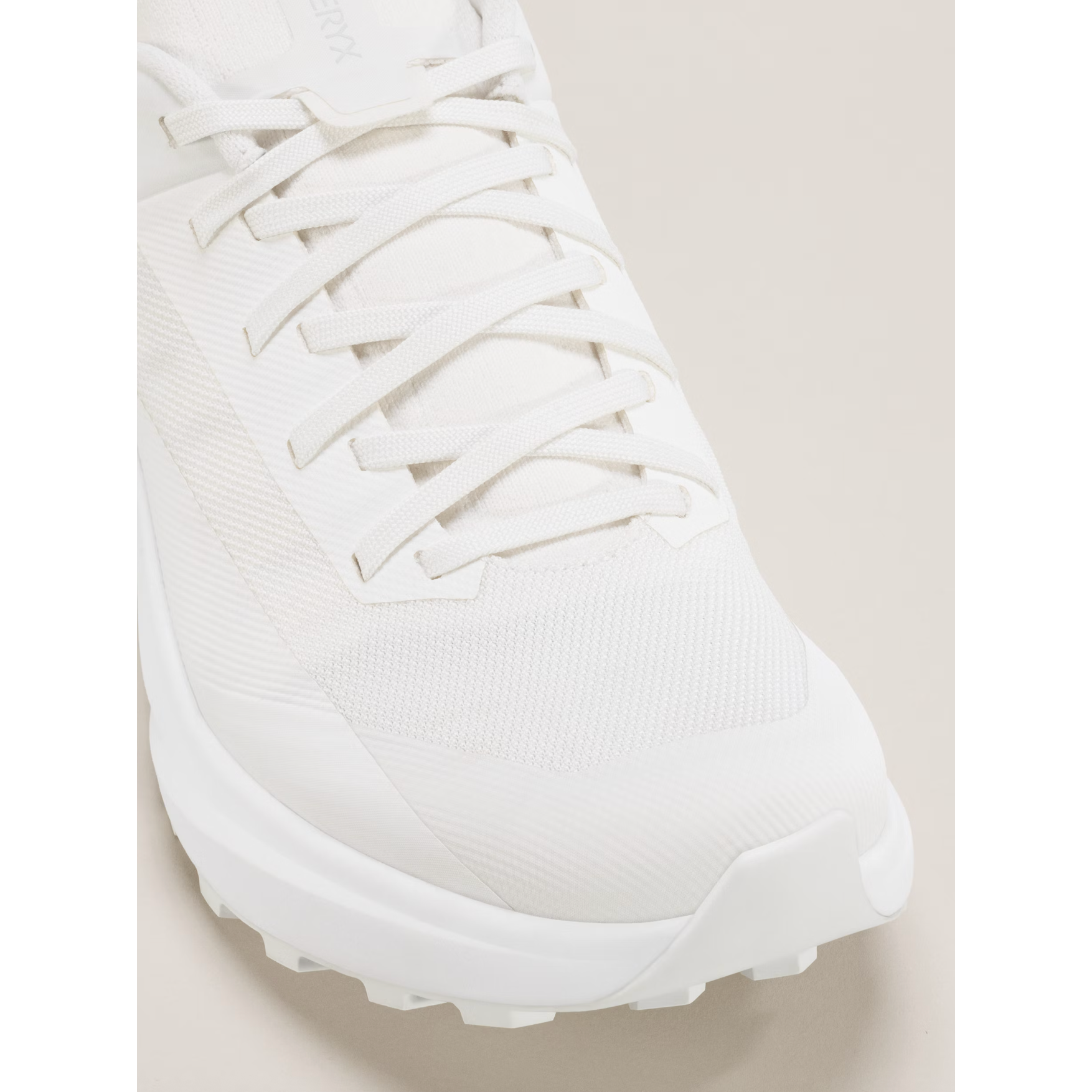 #color_arctic-silk-white