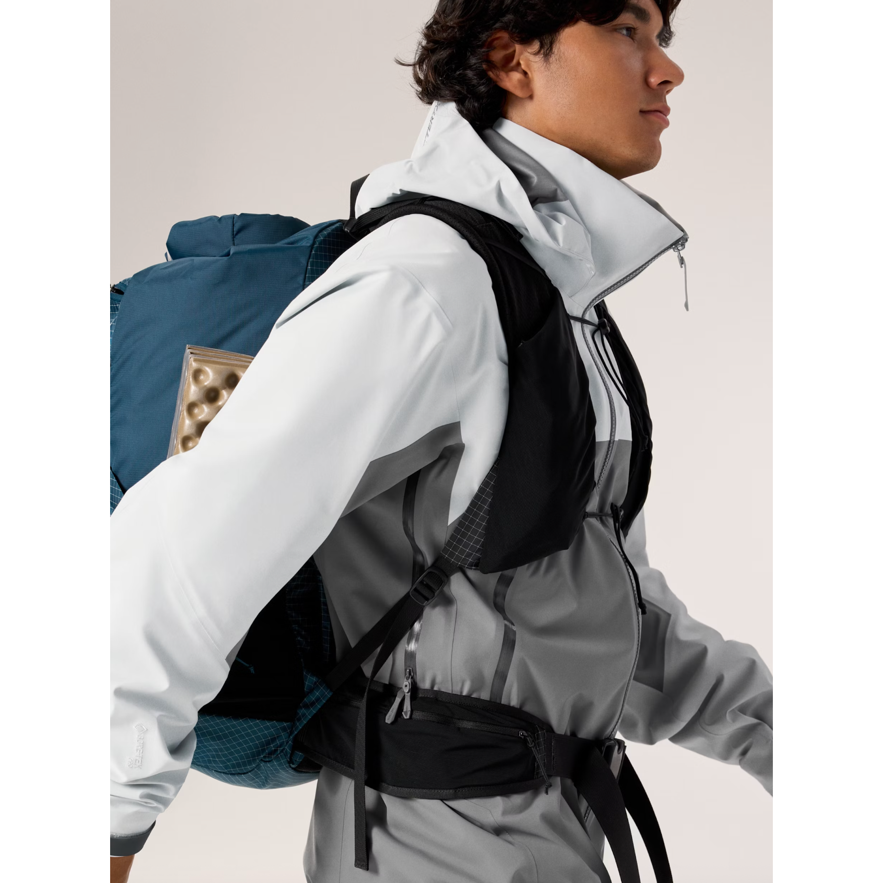 arc'teryx beta ar for hiking and backpacking Arc'teryx Men's Beta AR Jacket