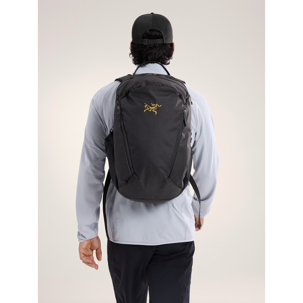 バッグ Arc'teryx MANTIS 26 BACKPACK a70b3a3c-9f44-4248-ad69-