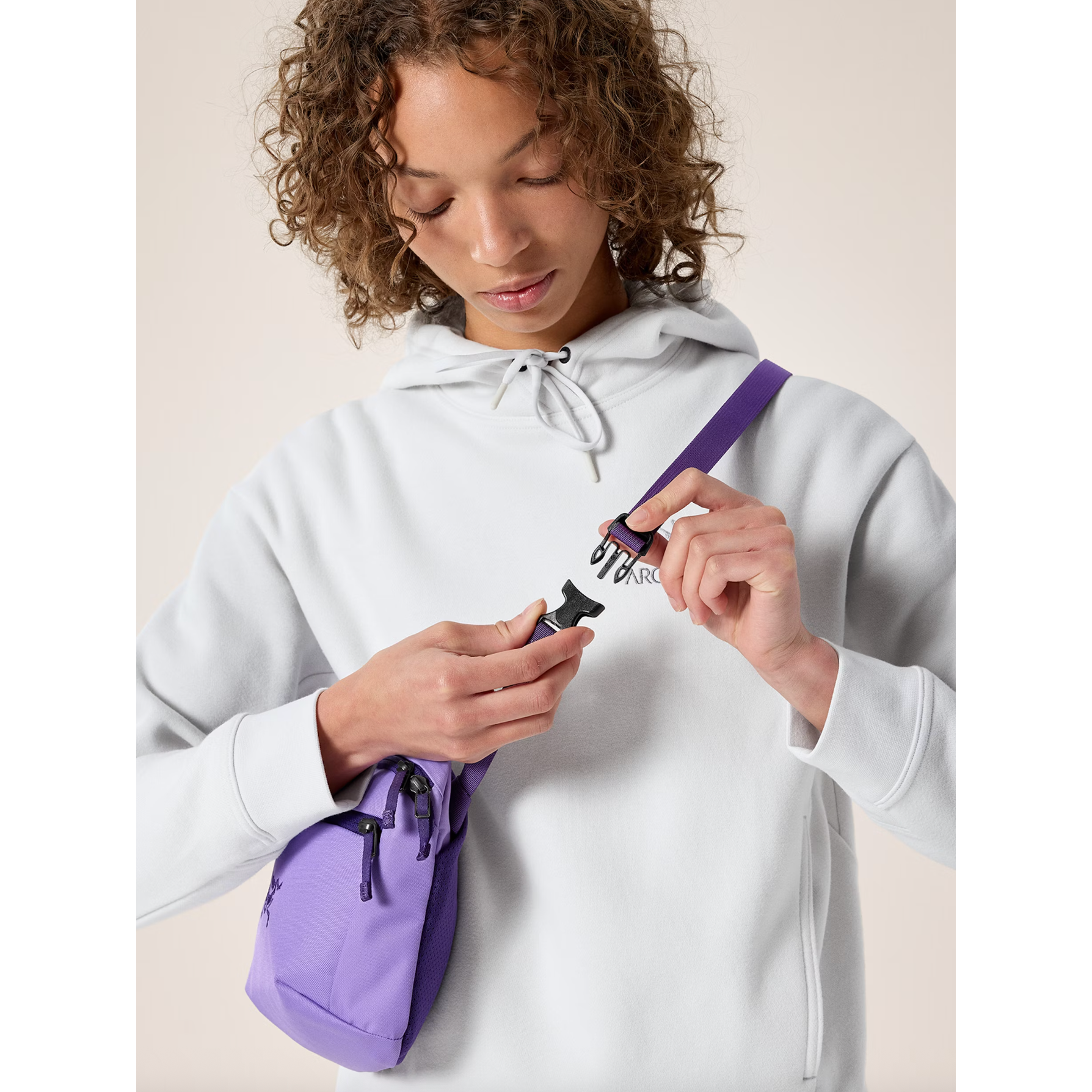 Arc'teryx Mantis 2 Waist Pack in Aster/Azalea