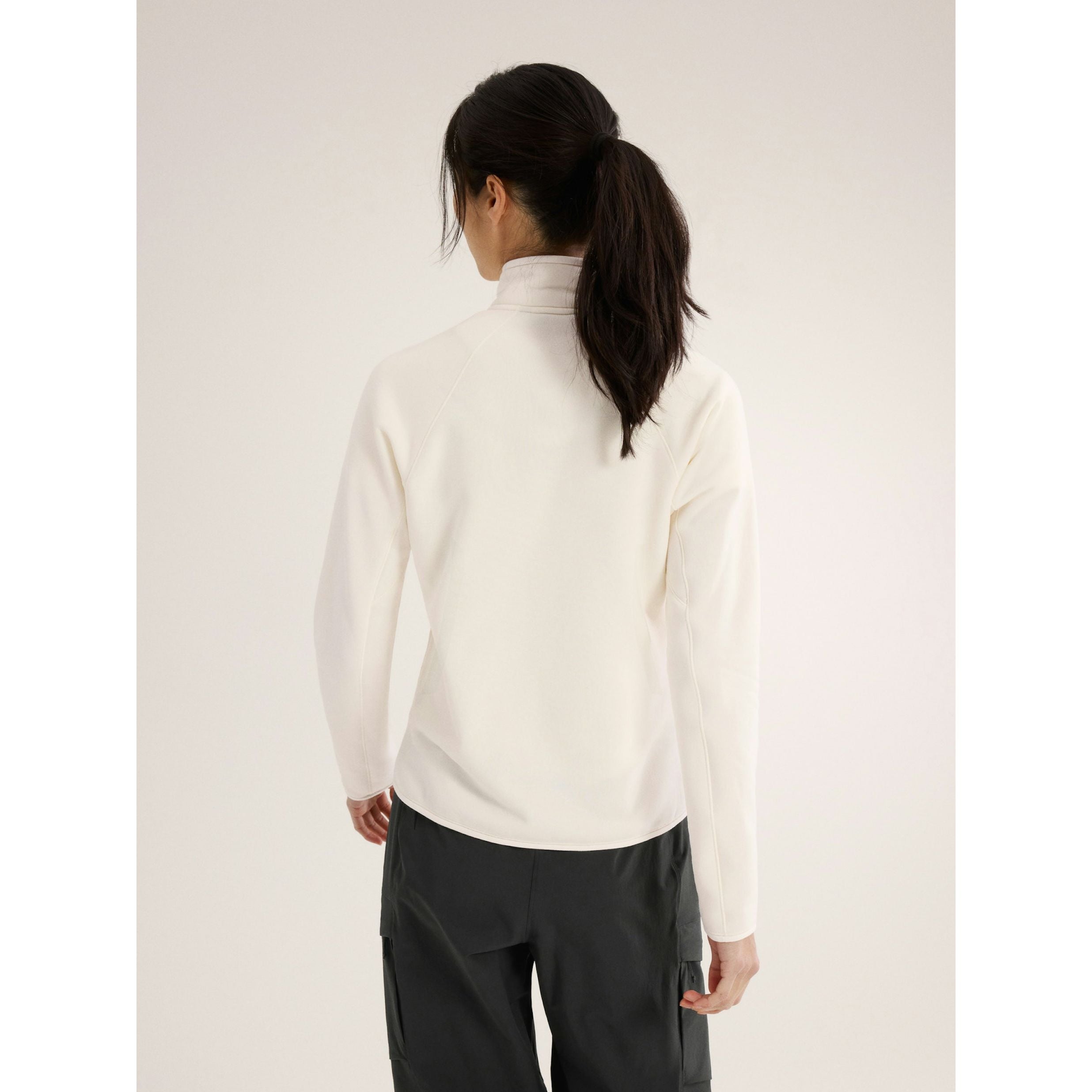 #color_arctic-silk