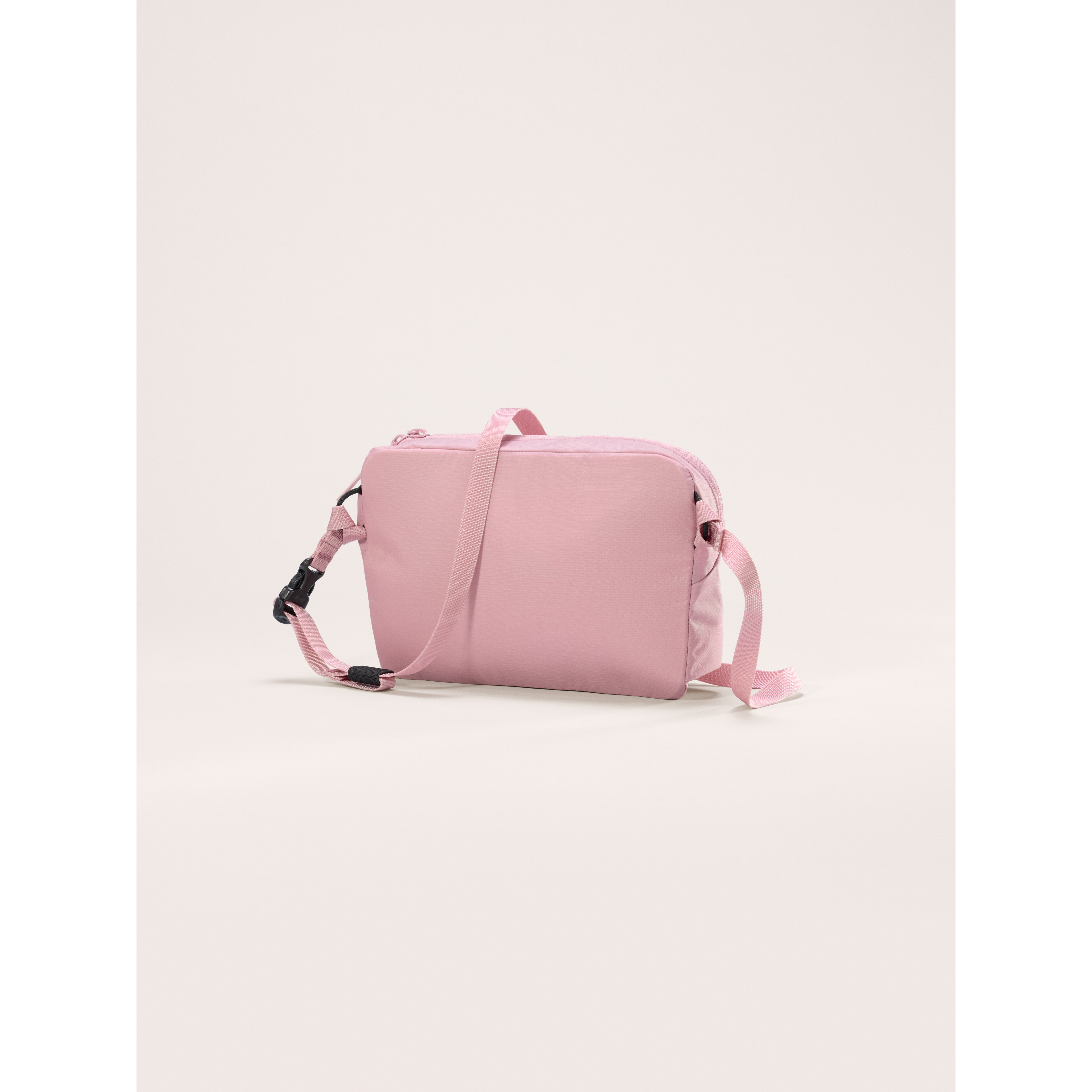 Shop Arc'teryx Accessories Online | Footprint USA