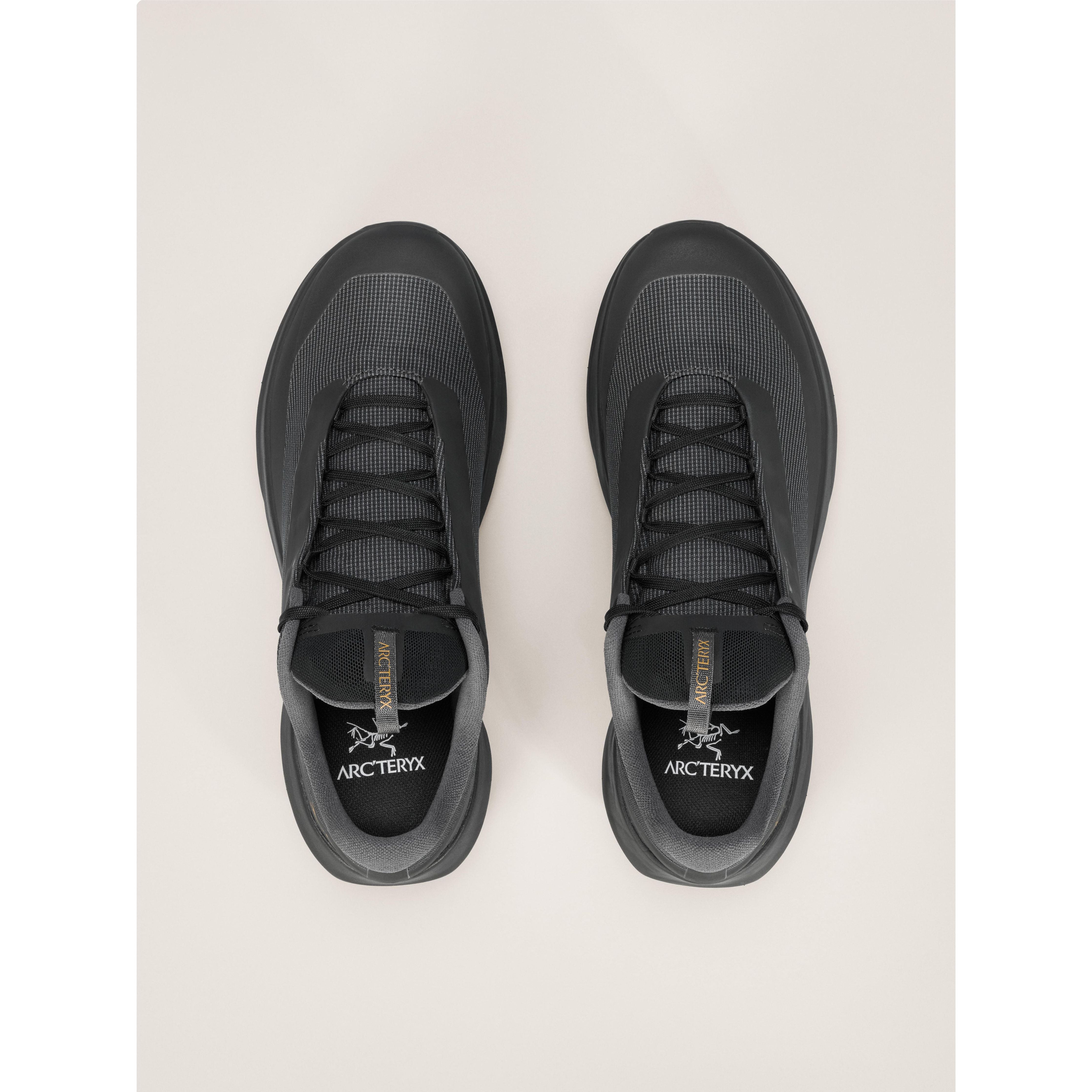 #color_black-black