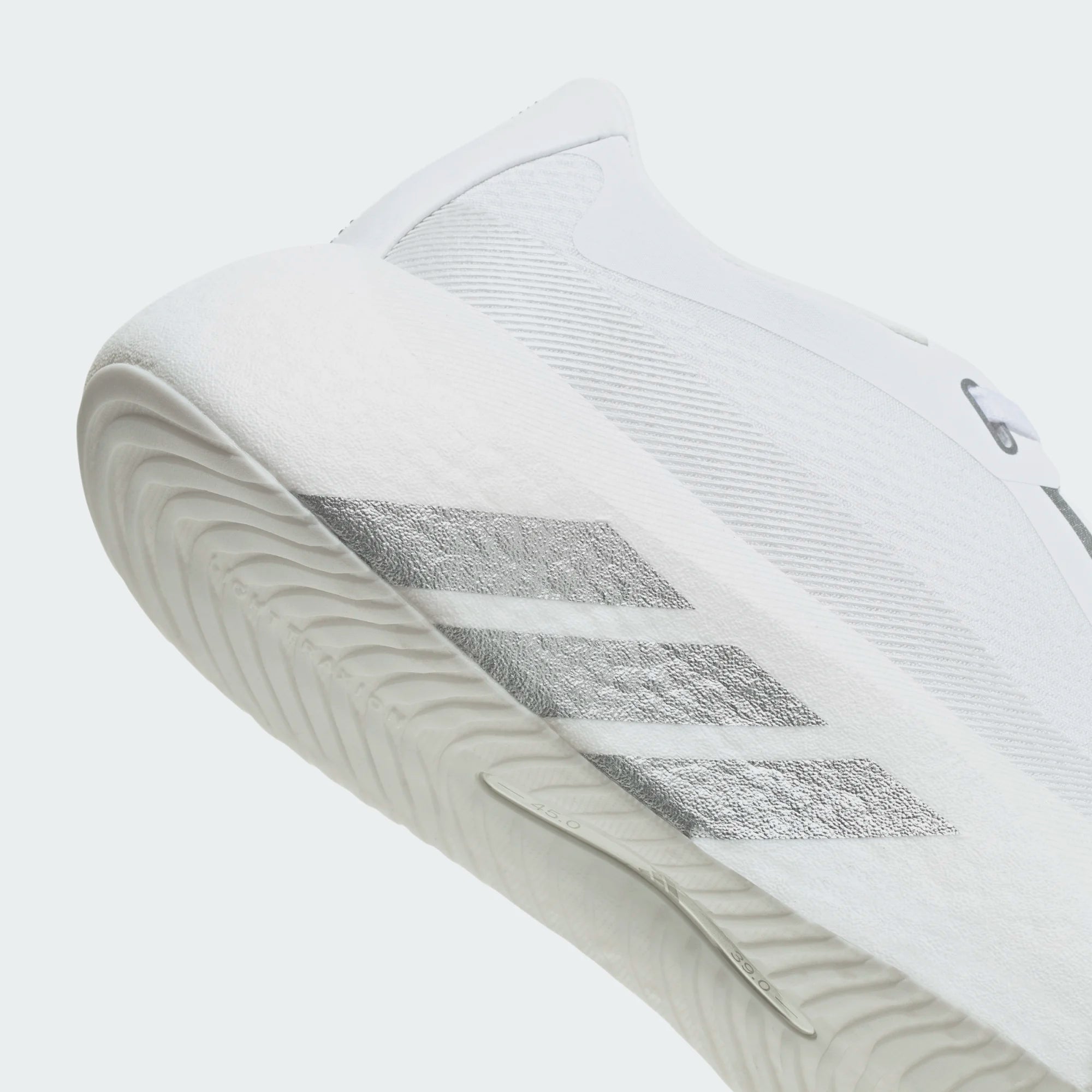 #color_cloud-white-silver-metallic-zero-metallic