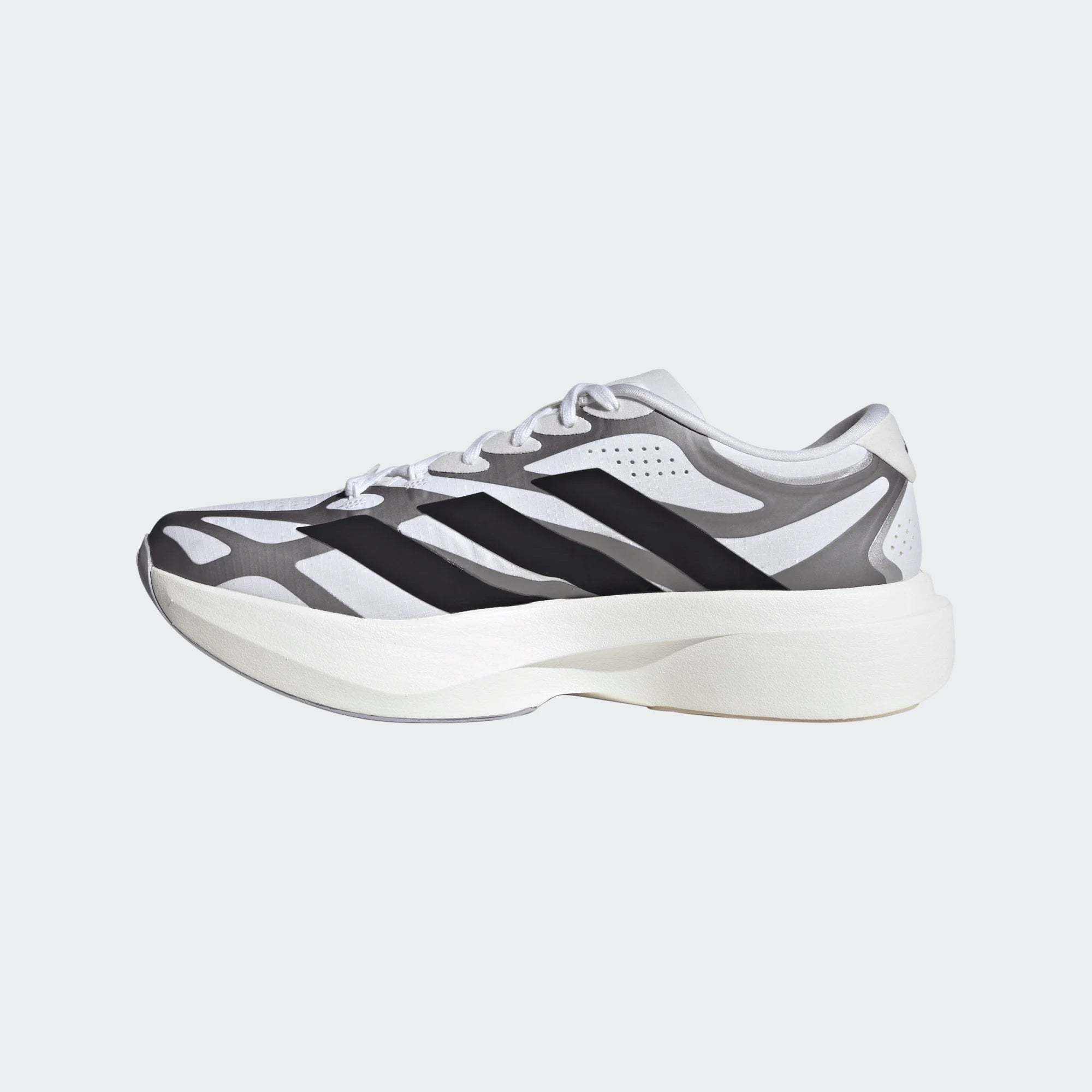 #color_cloud-white-core-black-iron-metallic