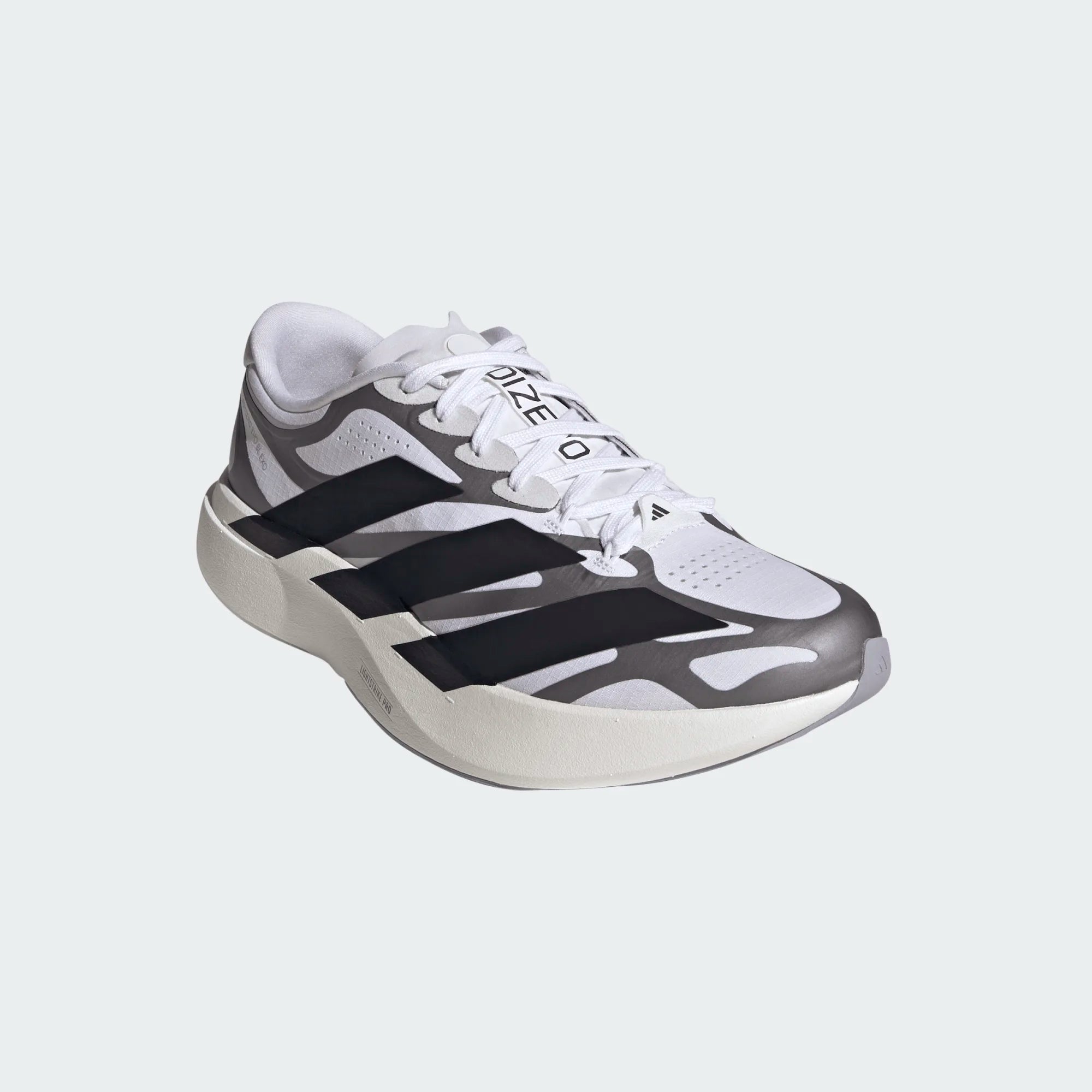 #color_cloud-white-core-black-iron-metallic