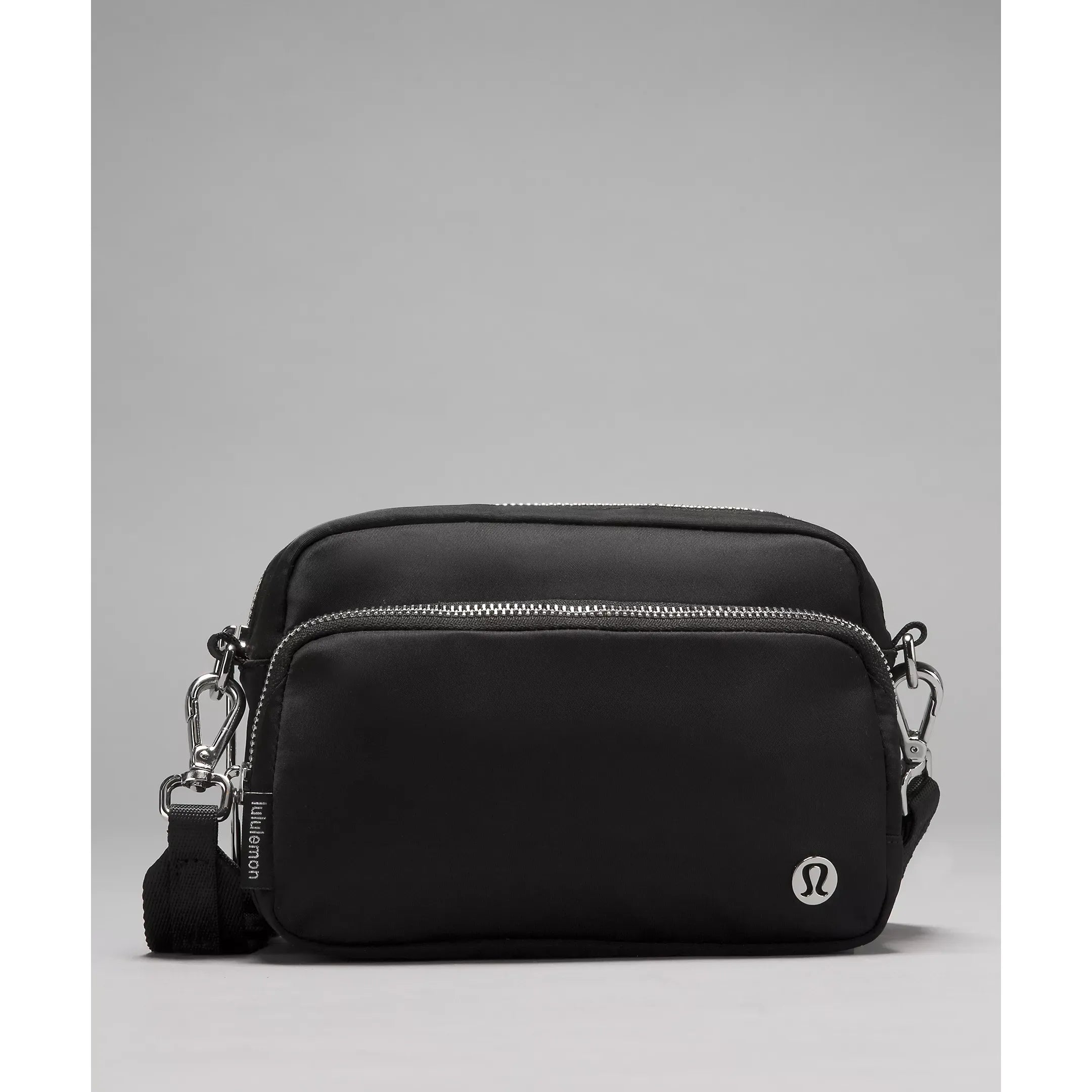 Lululemon Everywhere Crossbody Bag 2L Metal Hardware in Black