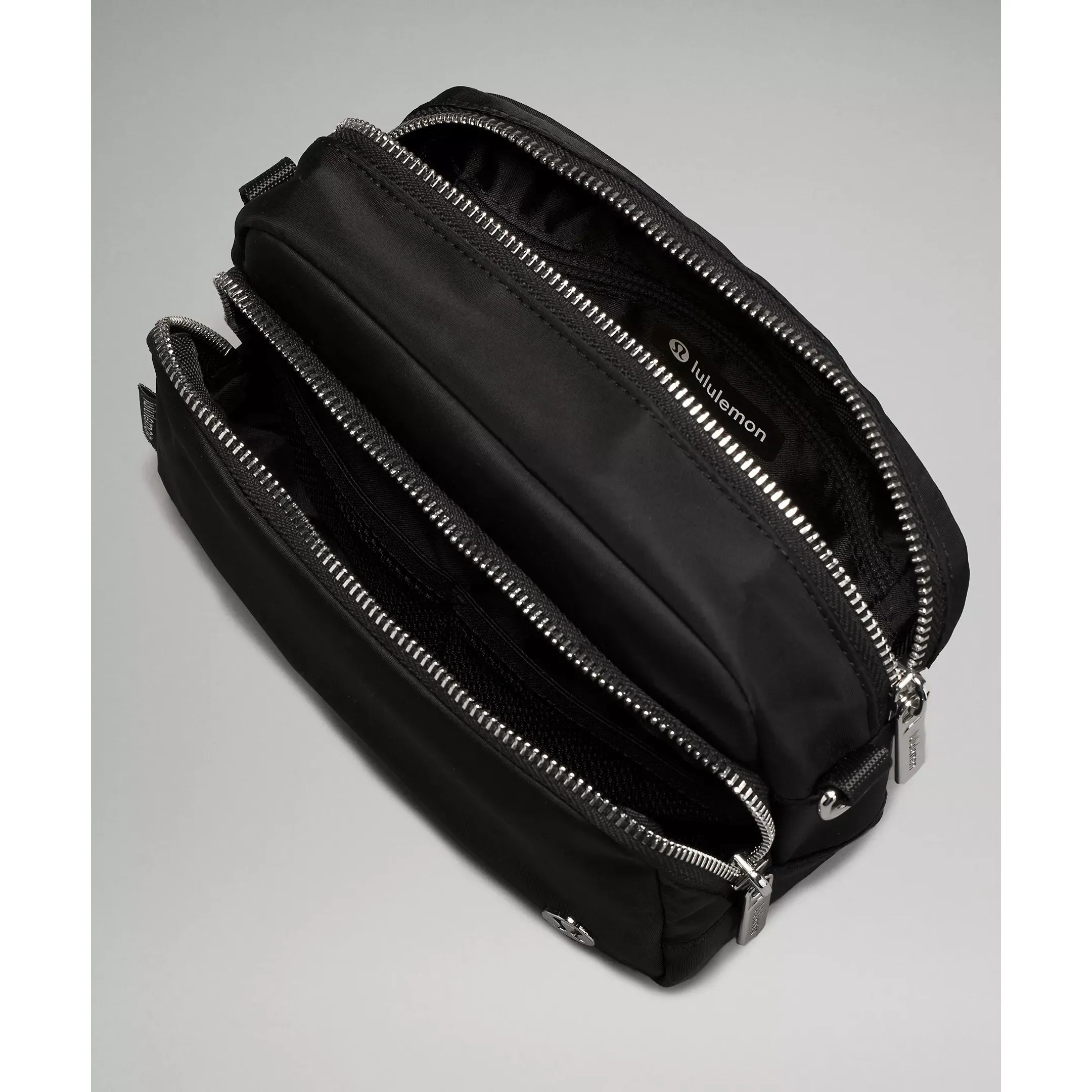 Lululemon Everywhere Crossbody Bag 2L Metal Hardware in Black
